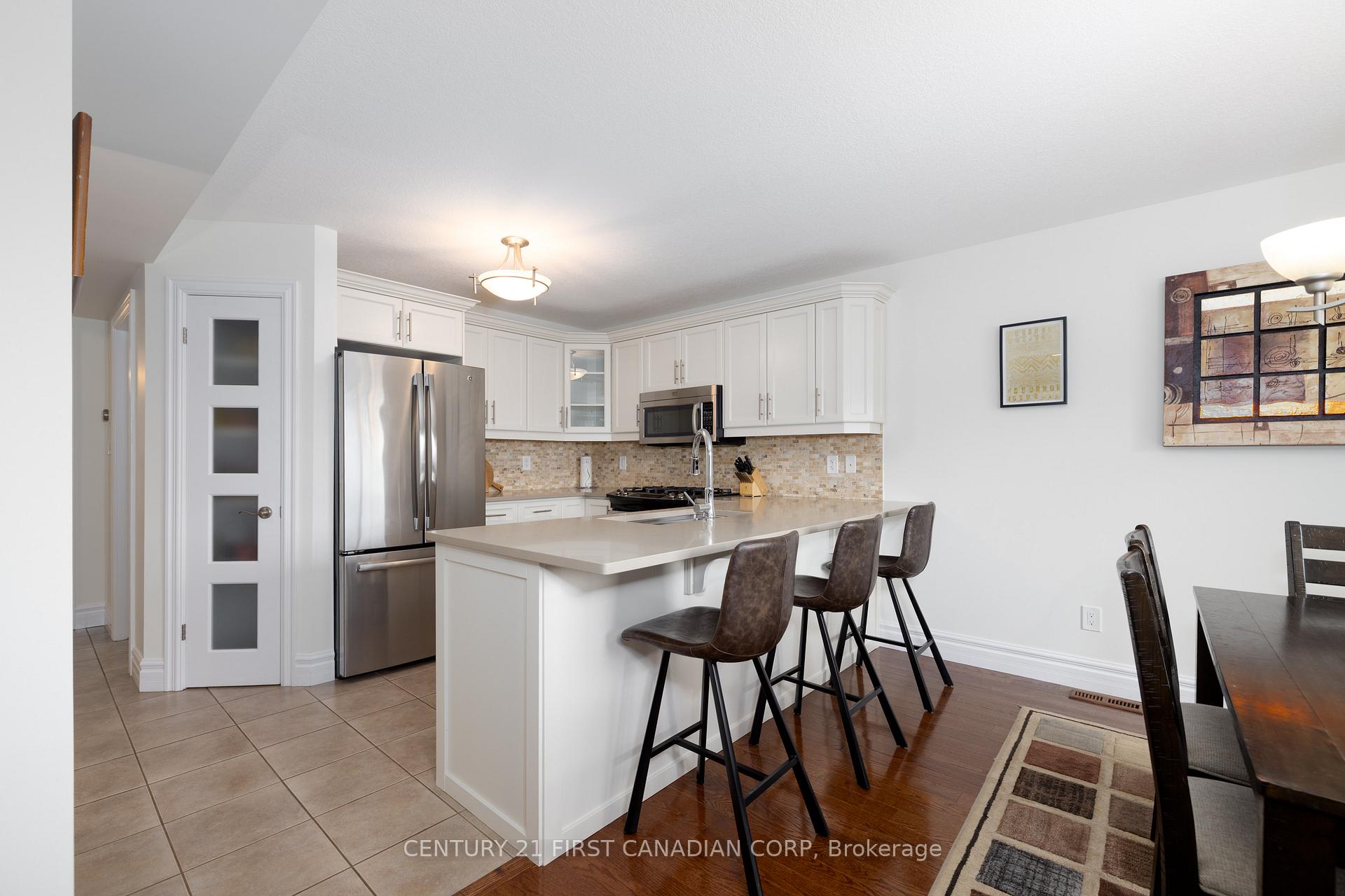 Photo 12 of 21 Maplewood Lane, Middlesex Centre, Ilderton — HOMEH