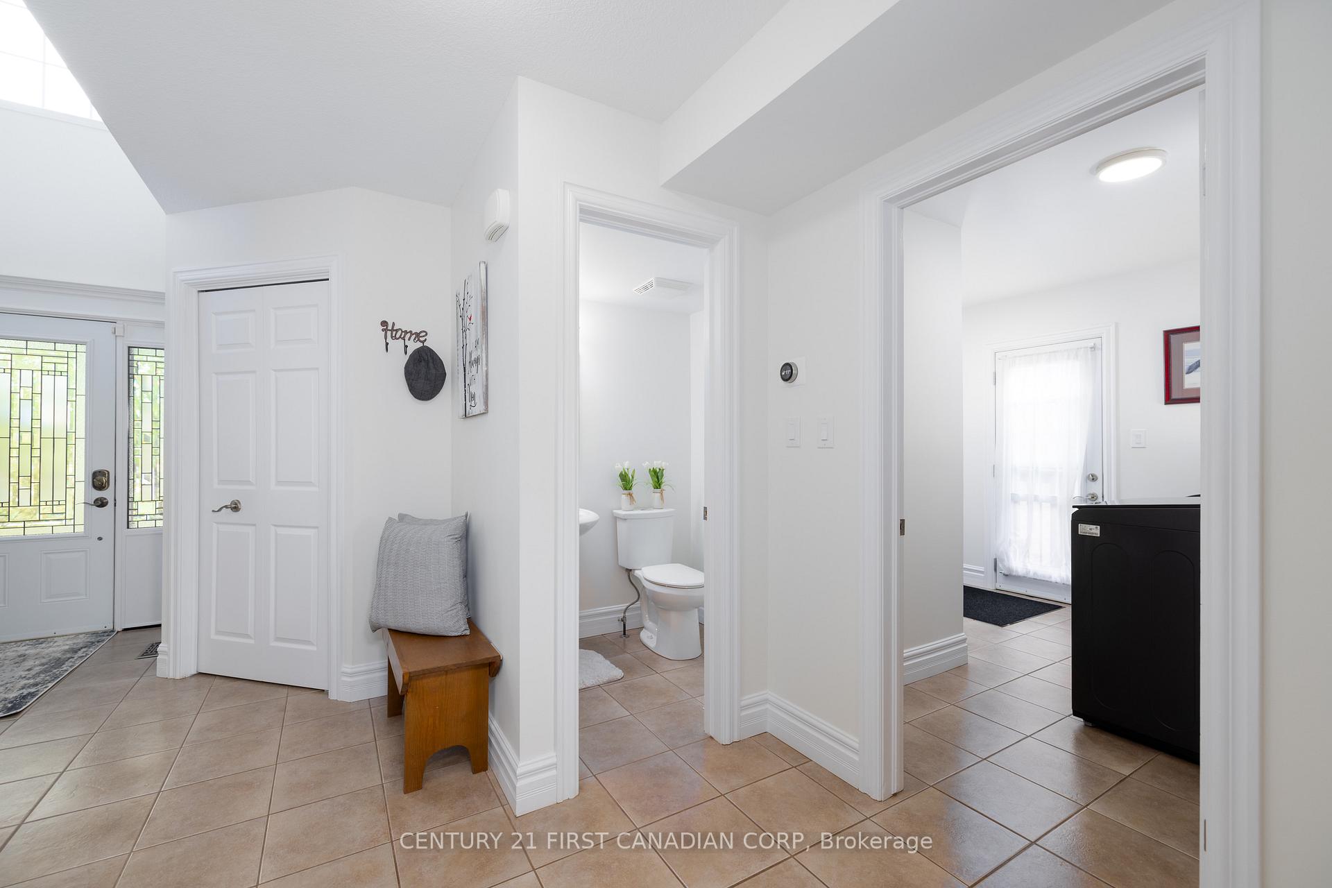 Photo 13 of 21 Maplewood Lane, Middlesex Centre, Ilderton — HOMEH