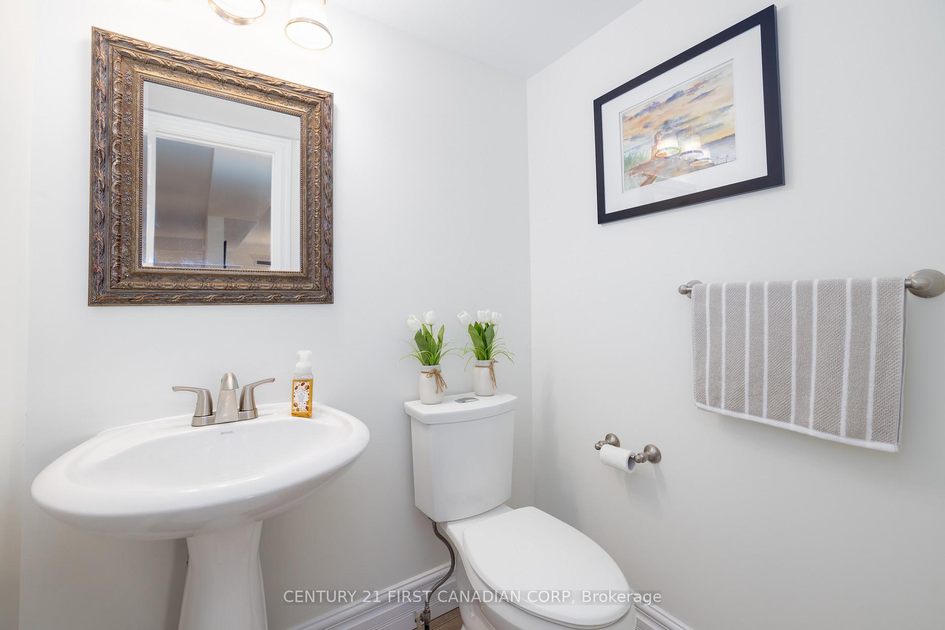 Photo 15 of 21 Maplewood Lane, Middlesex Centre, Ilderton — HOMEH