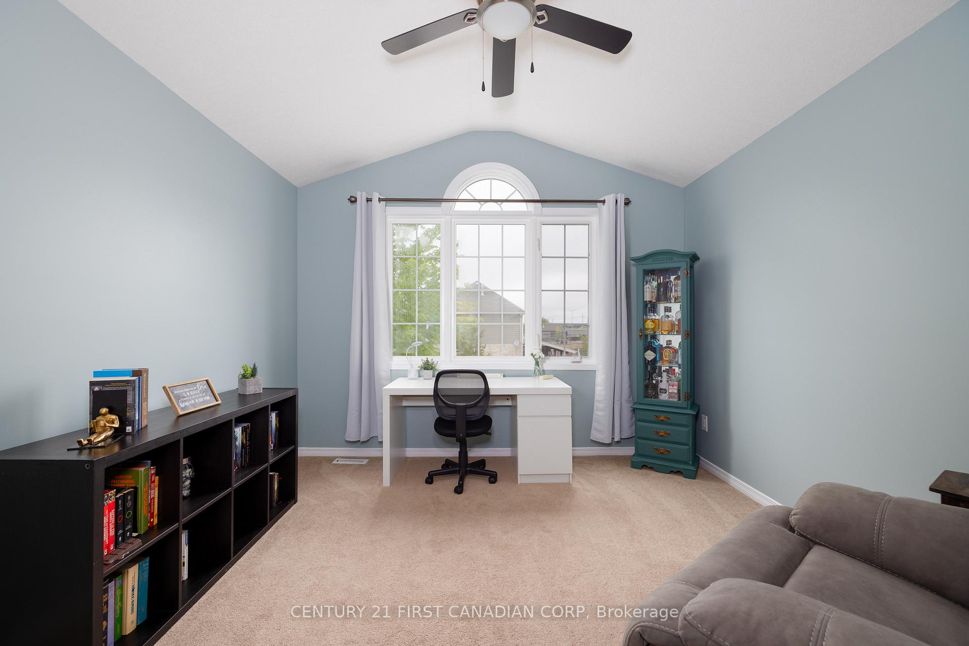 Photo 24 of 21 Maplewood Lane, Middlesex Centre, Ilderton — HOMEH