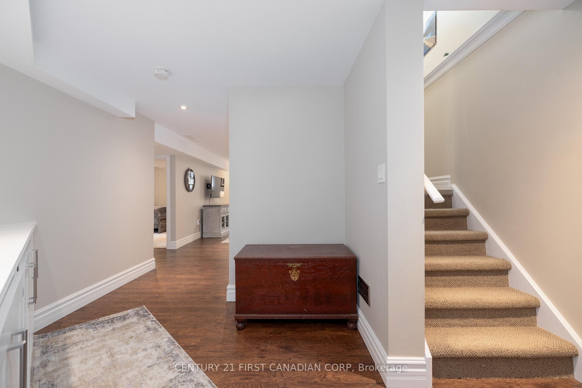 Photo 27 of 21 Maplewood Lane, Middlesex Centre, Ilderton — HOMEH
