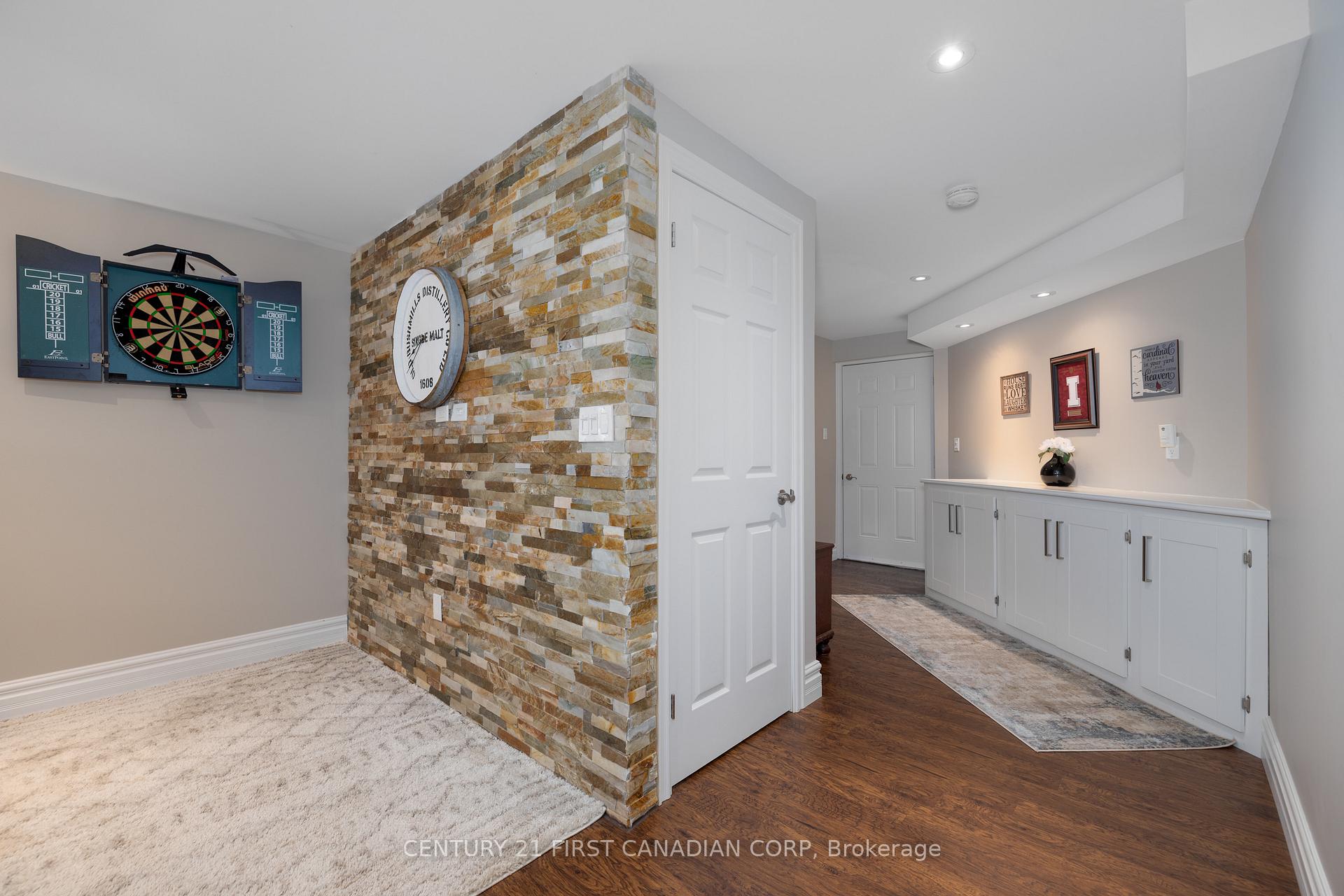 Photo 28 of 21 Maplewood Lane, Middlesex Centre, Ilderton — HOMEH