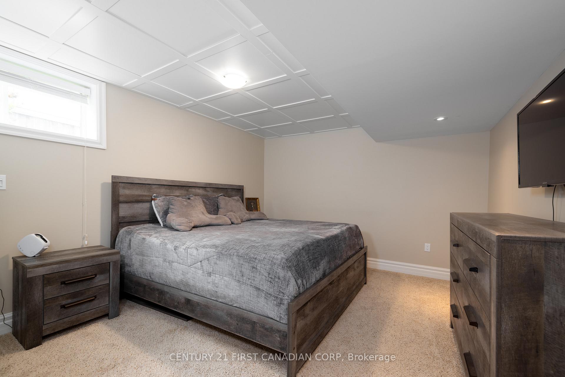 Photo 32 of 21 Maplewood Lane, Middlesex Centre, Ilderton — HOMEH