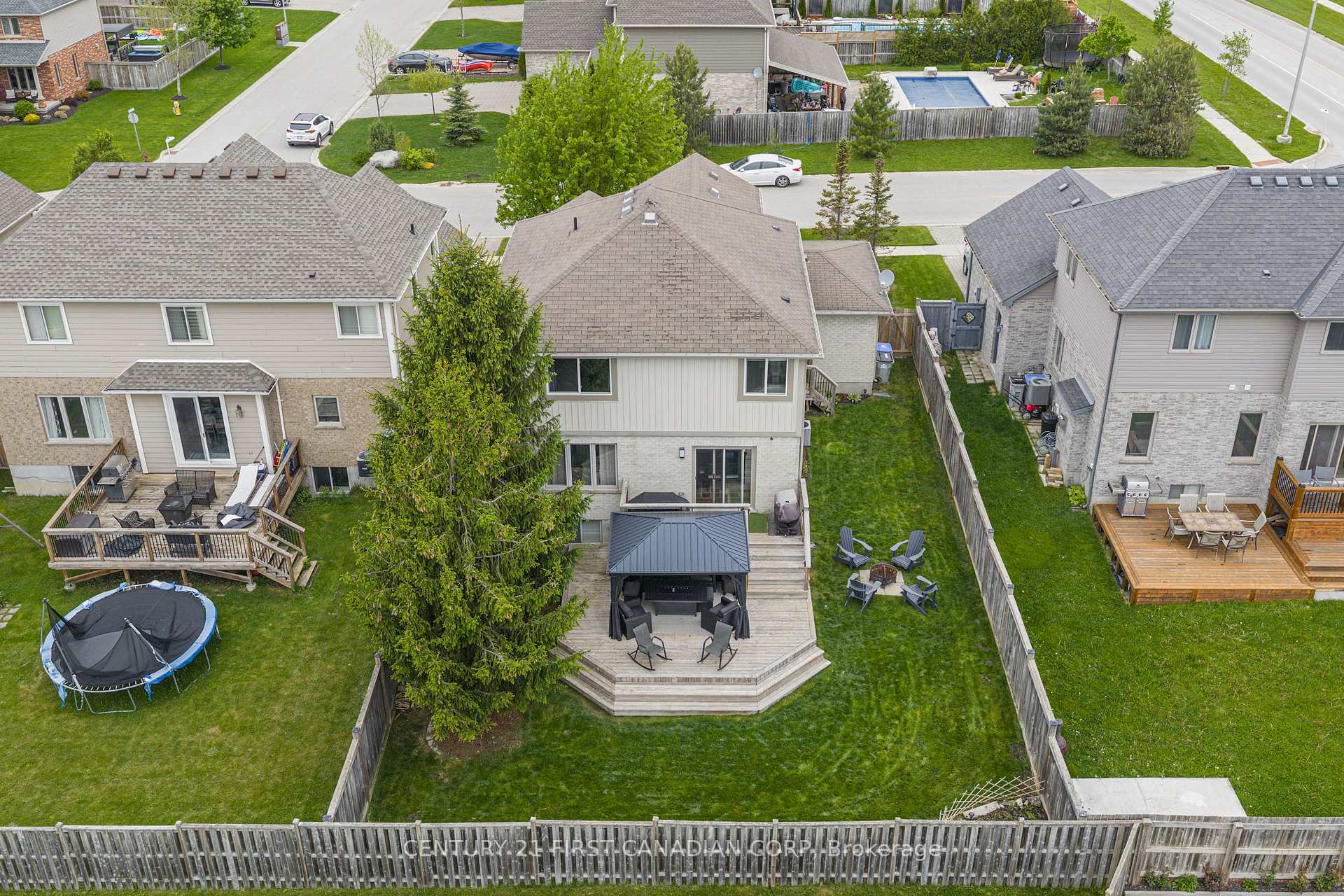 Photo 37 of 21 Maplewood Lane, Middlesex Centre, Ilderton — HOMEH