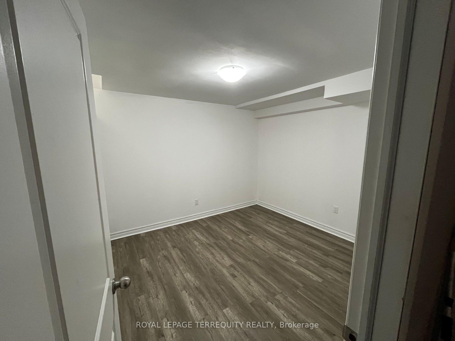 Photo 10 of 119 Cartmel Drive, Markham, Milliken Mills East — HOMEH