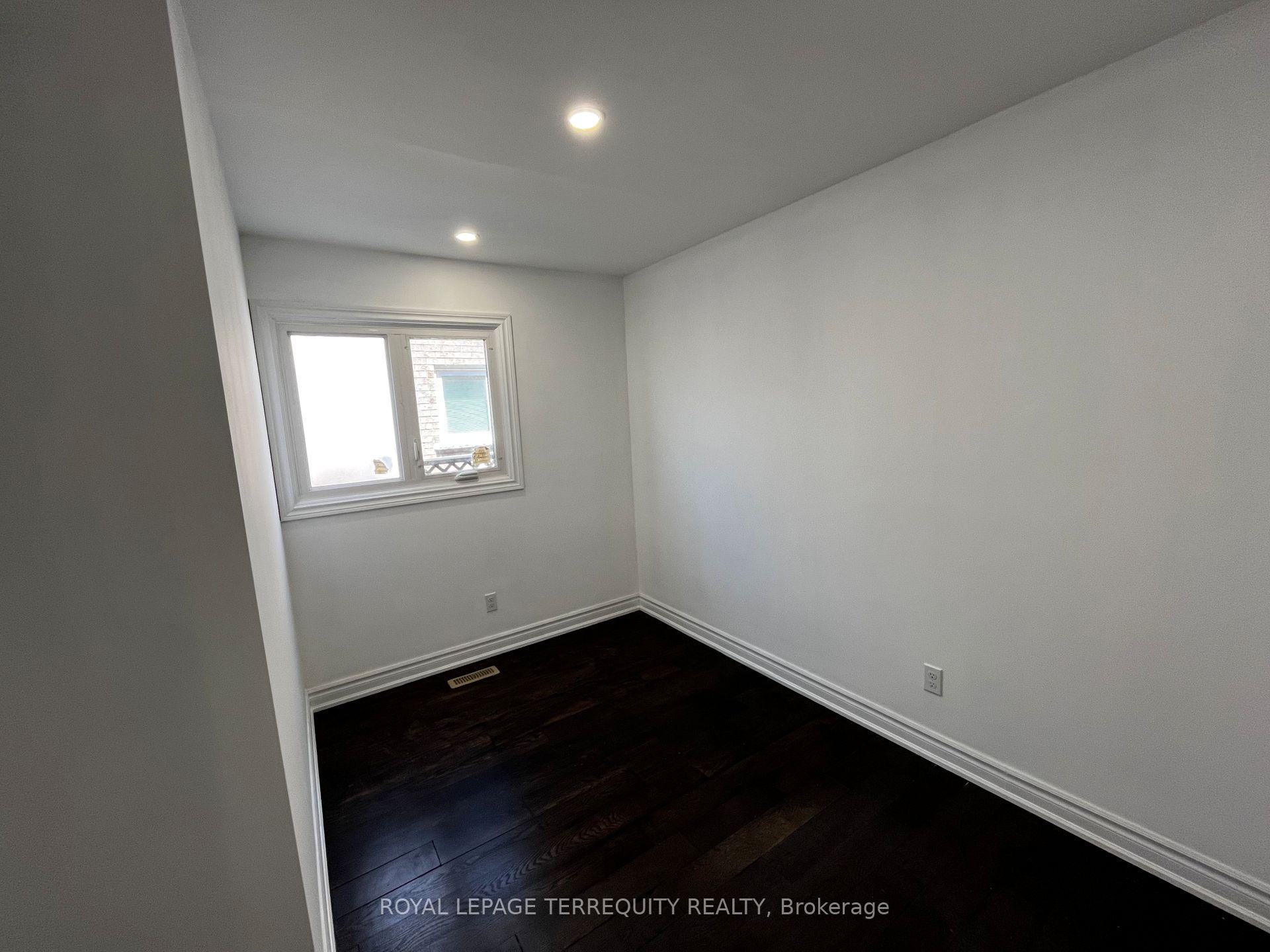 Photo 14 of 119 Cartmel Drive, Markham, Milliken Mills East — HOMEH