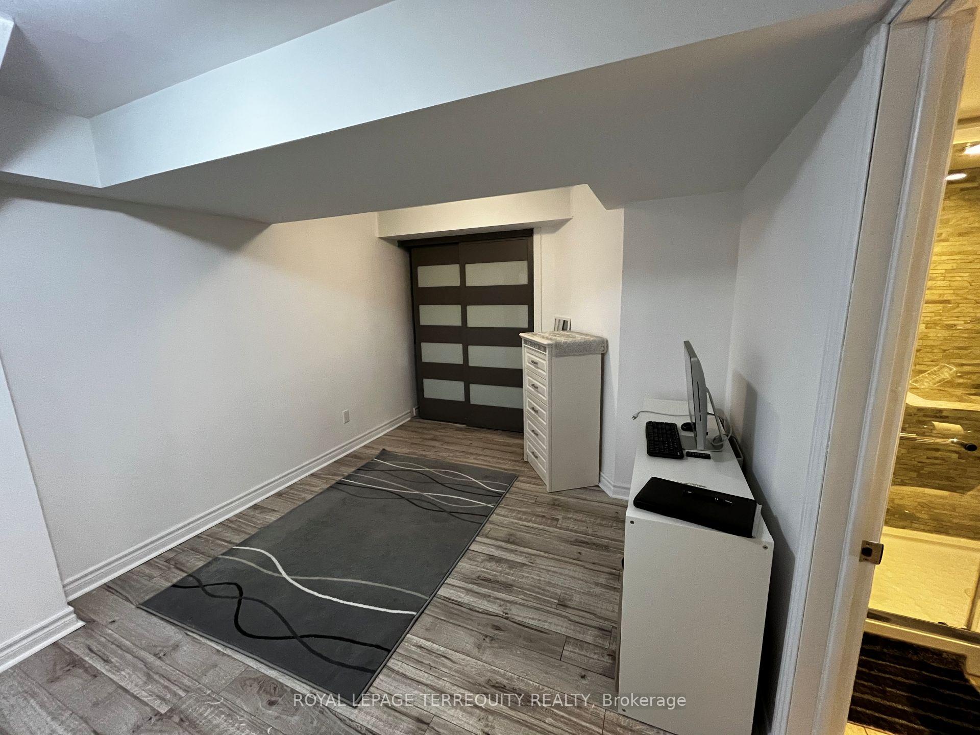 Photo 15 of 119 Cartmel Drive, Markham, Milliken Mills East — HOMEH