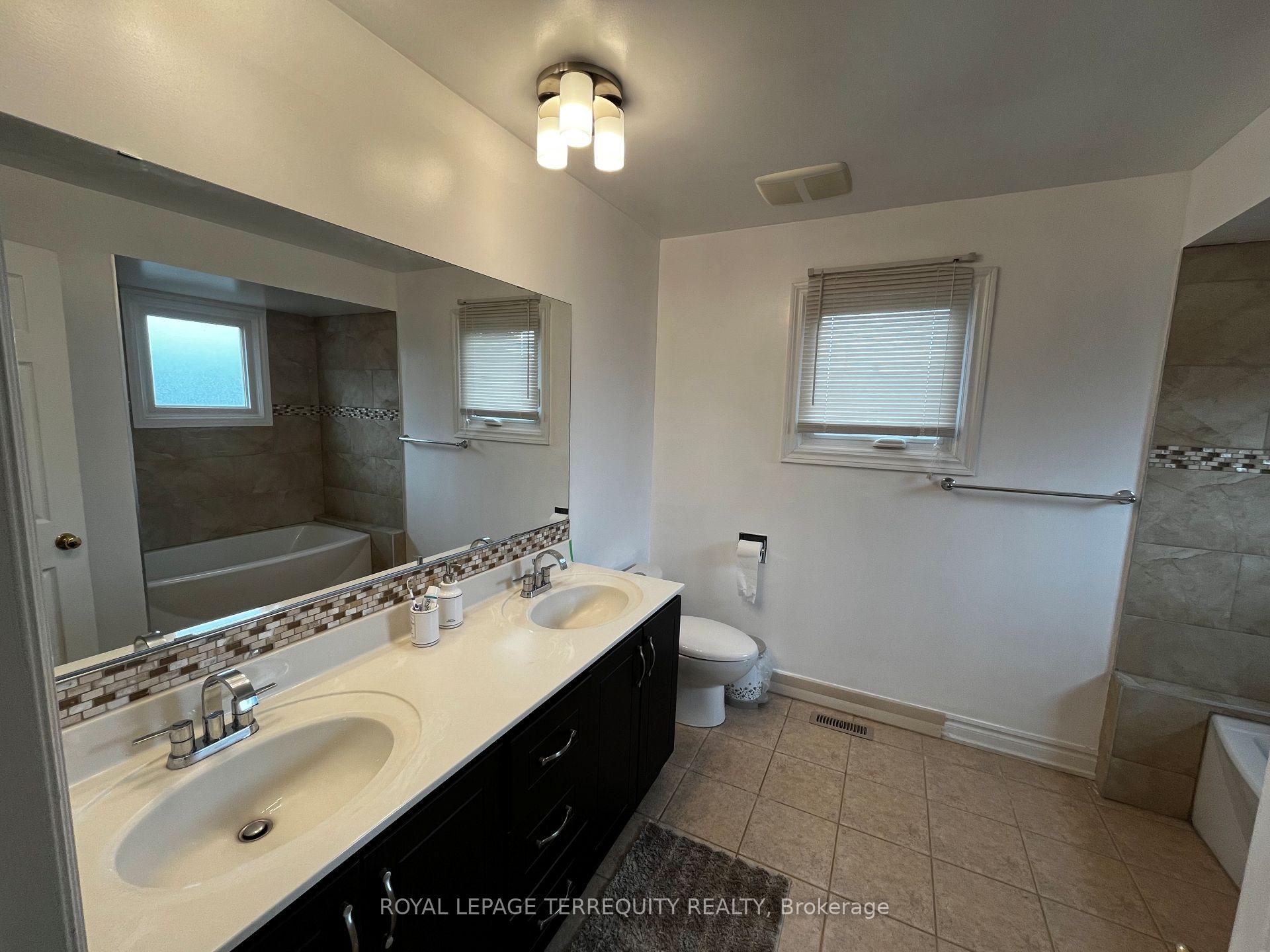 Photo 26 of 119 Cartmel Drive, Markham, Milliken Mills East — HOMEH