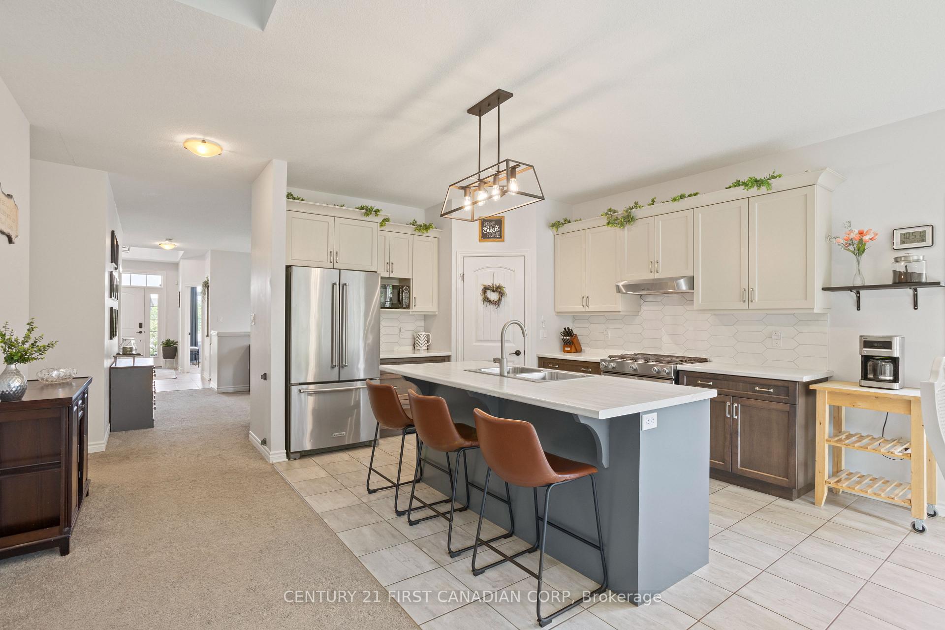 Photo 12 of 44 Violet Court, Middlesex Centre, Ilderton — HOMEH