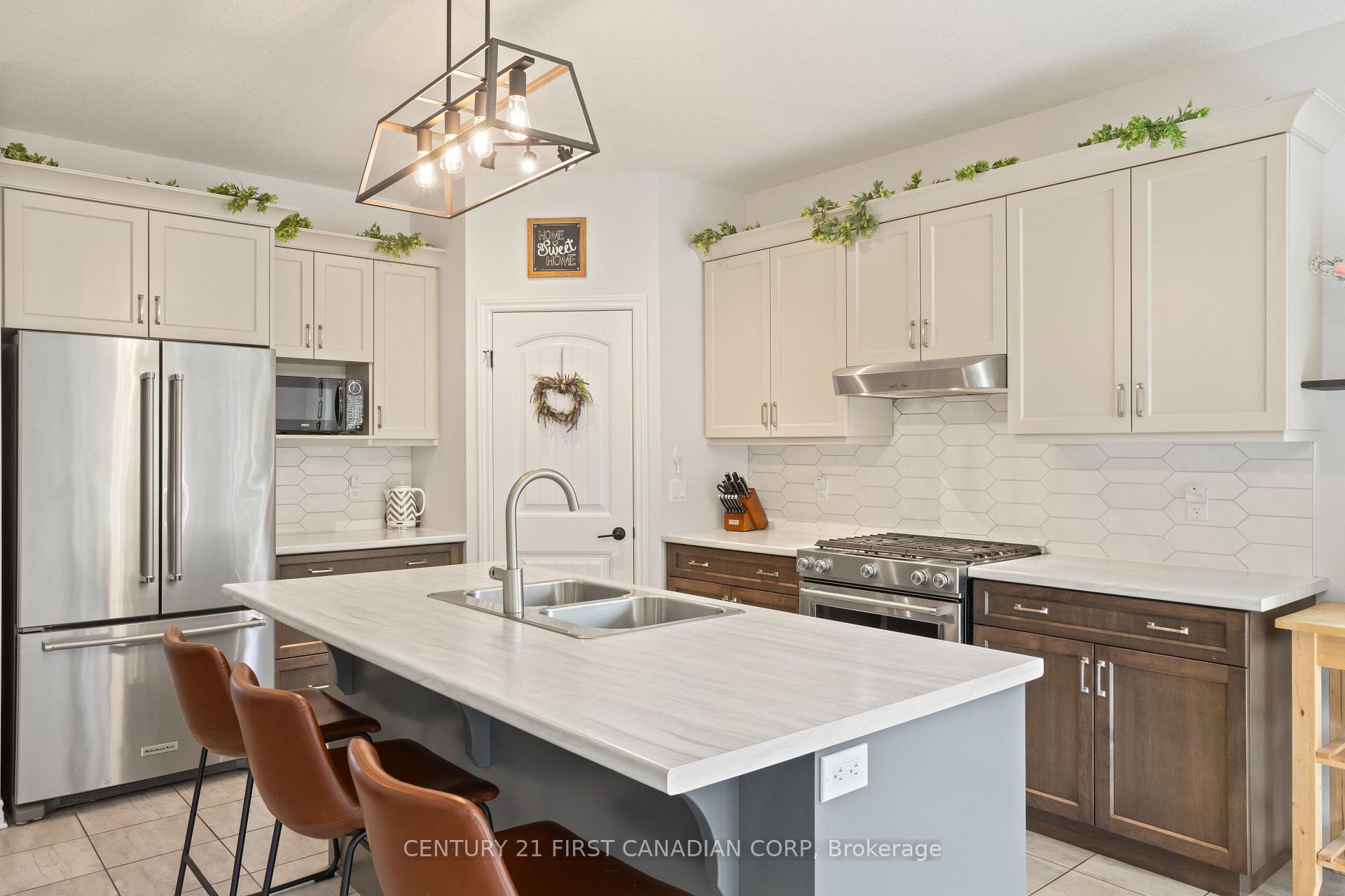 Photo 13 of 44 Violet Court, Middlesex Centre, Ilderton — HOMEH