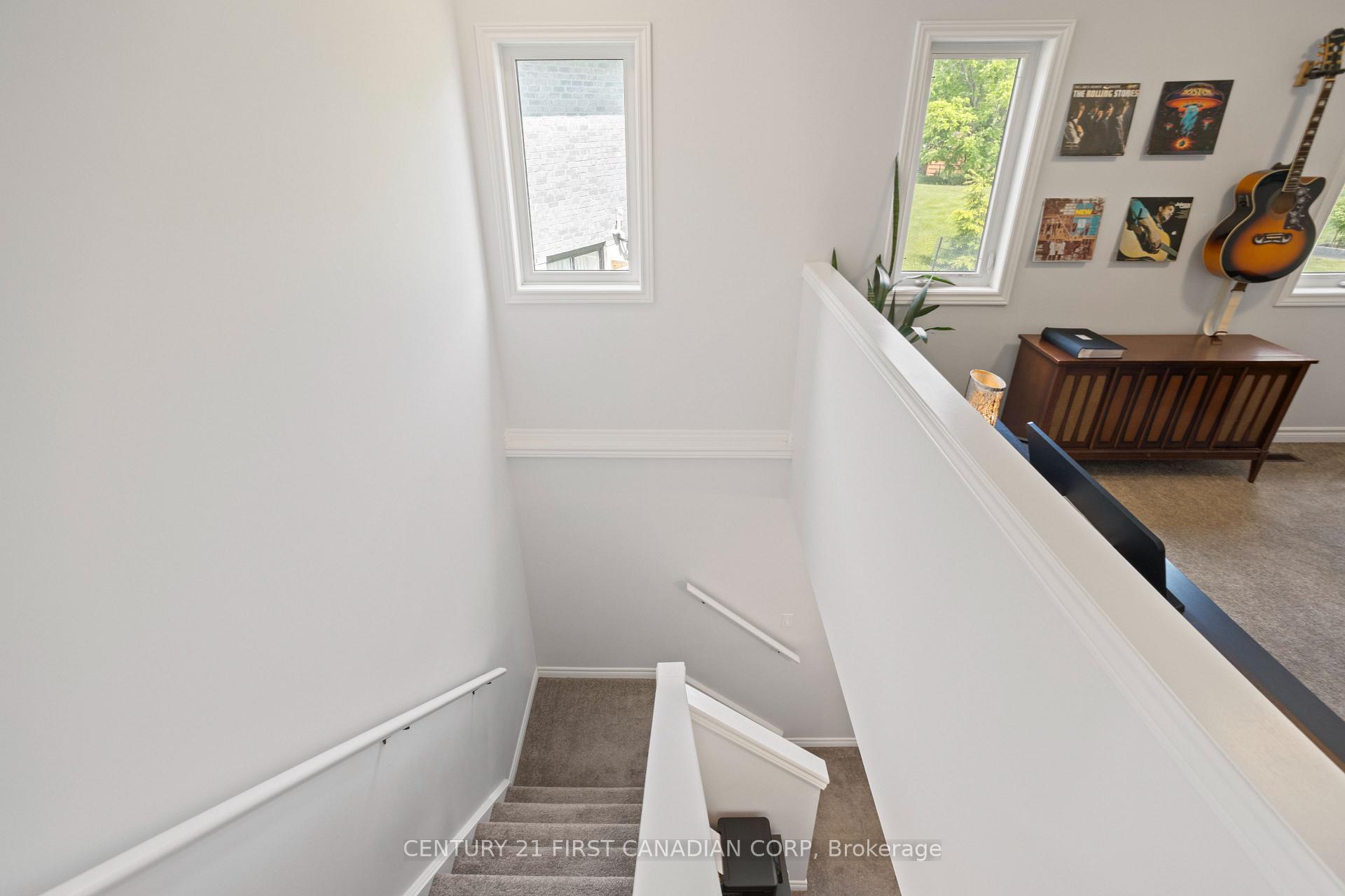 Photo 31 of 44 Violet Court, Middlesex Centre, Ilderton — HOMEH