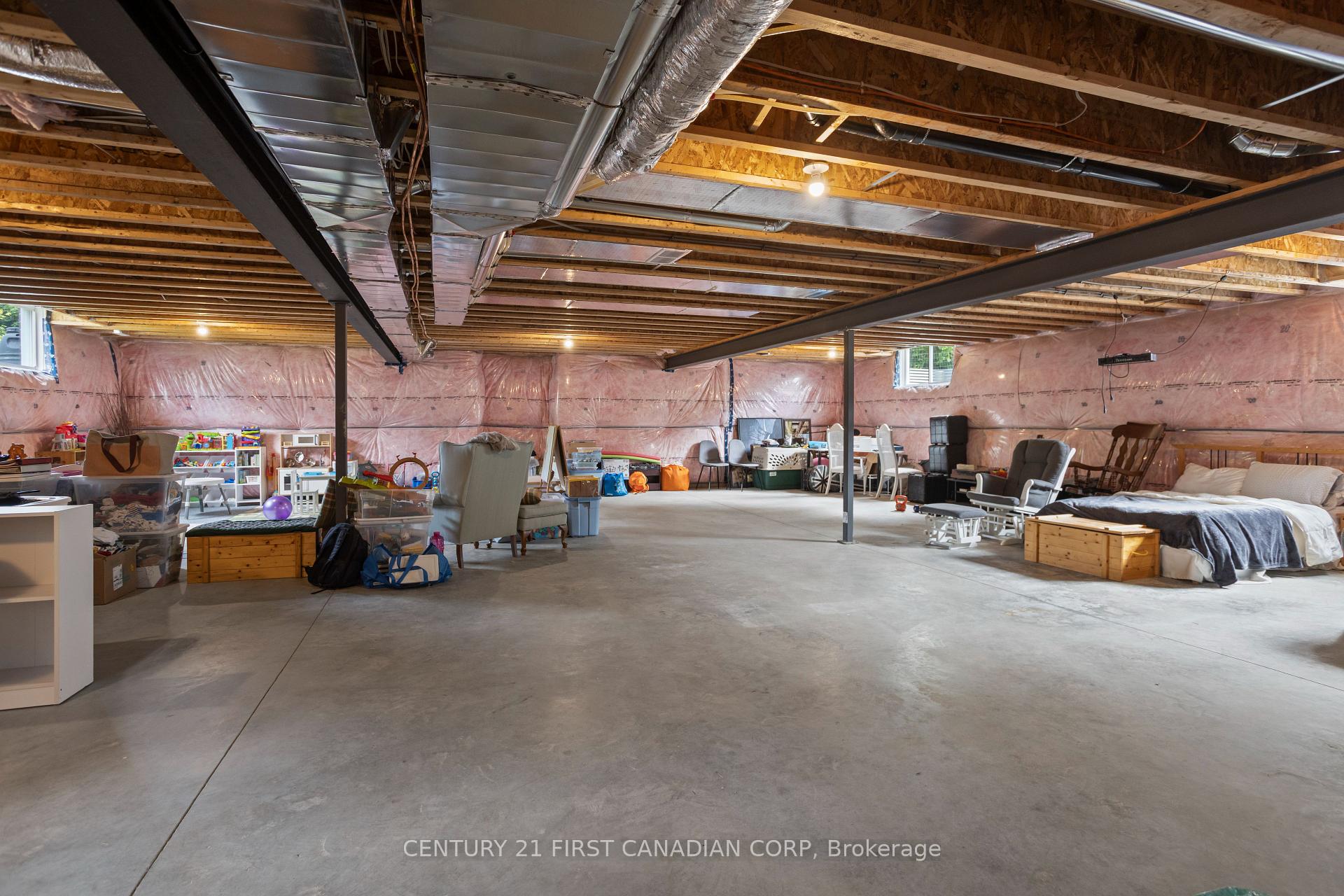 Photo 33 of 44 Violet Court, Middlesex Centre, Ilderton — HOMEH