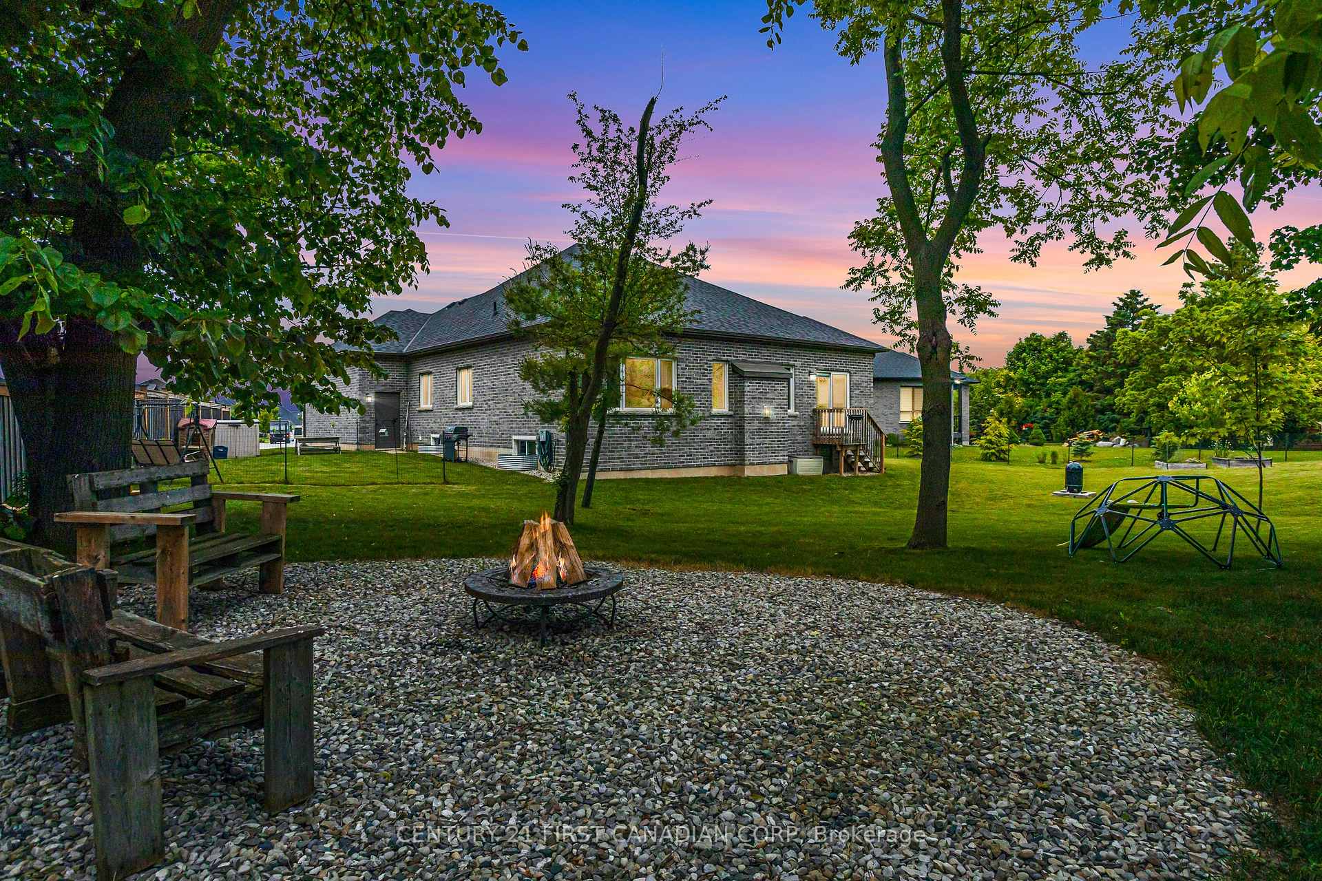 Photo 41 of 44 Violet Court, Middlesex Centre, Ilderton — HOMEH