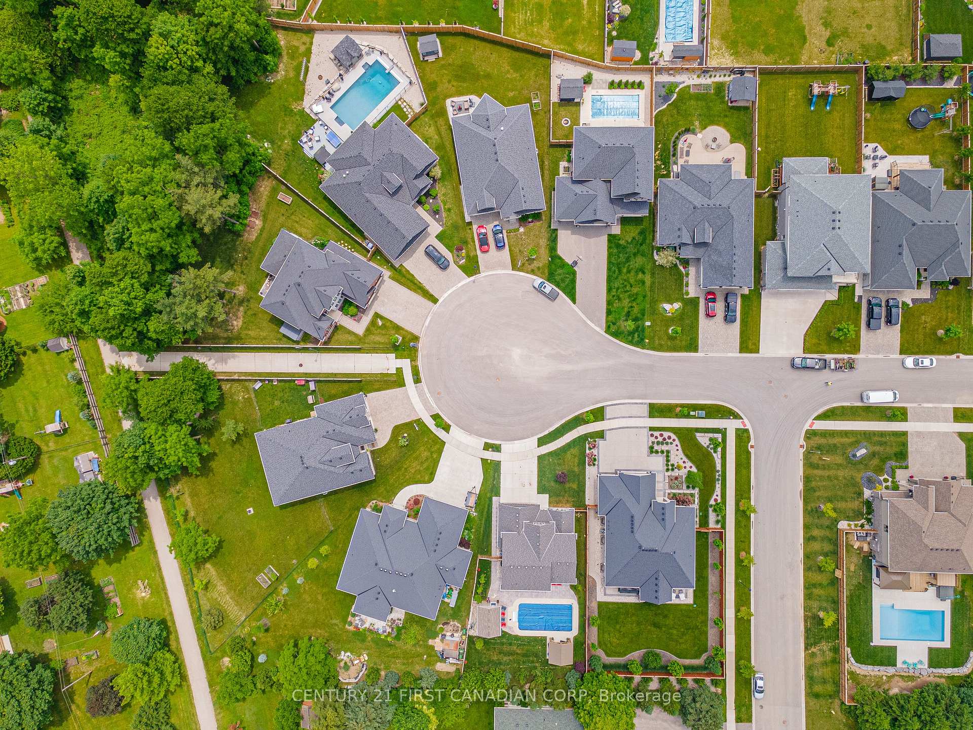 Photo 47 of 44 Violet Court, Middlesex Centre, Ilderton — HOMEH