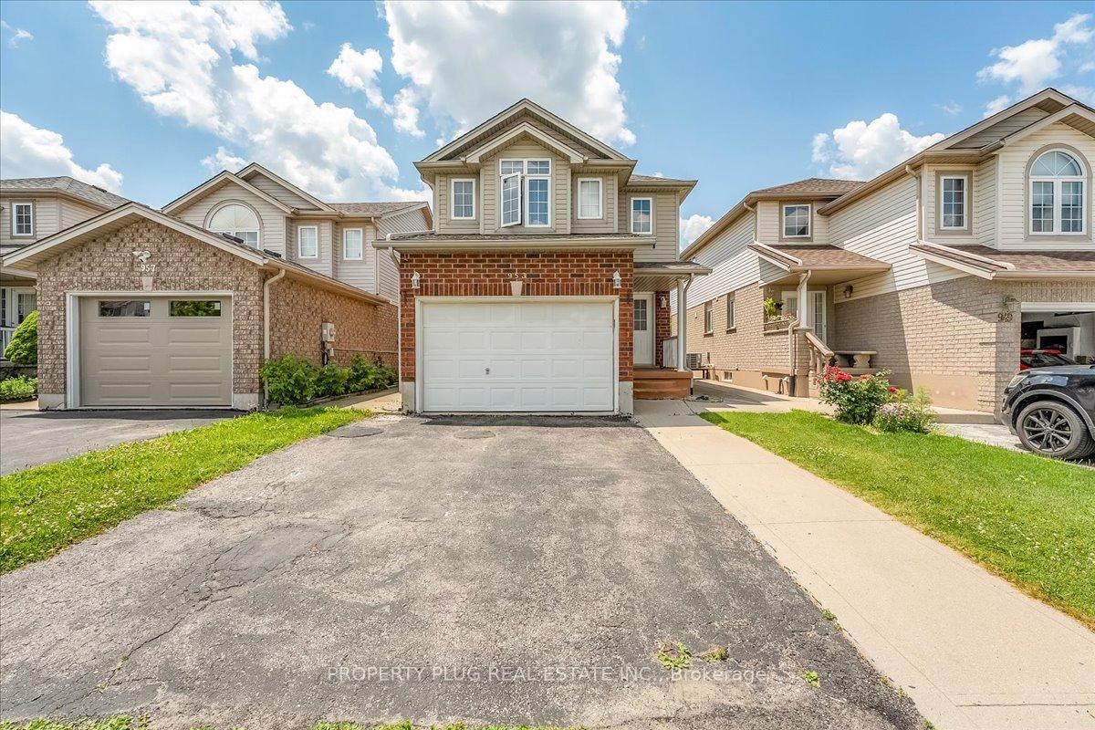 Photo 2 of 953 Copper Leaf Crescent W, Kitchener — HOMEH