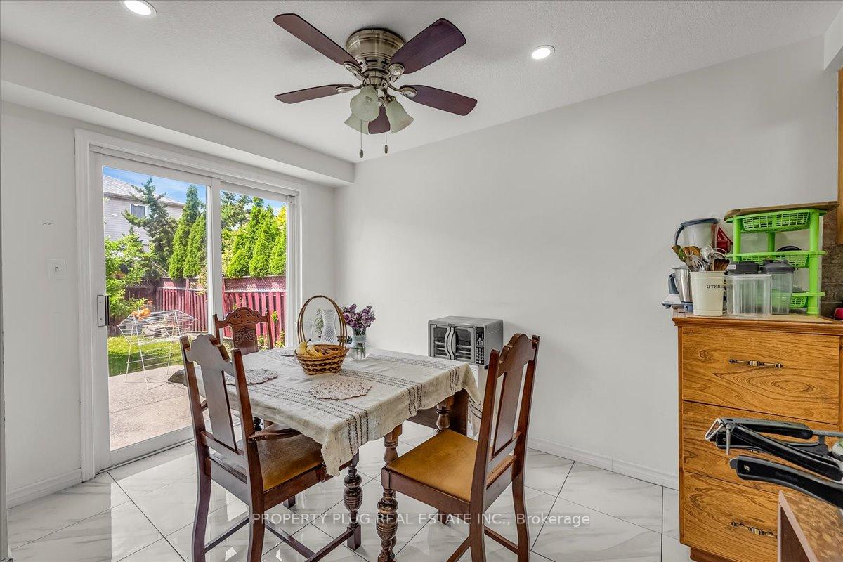 Photo 15 of 953 Copper Leaf Crescent W, Kitchener — HOMEH