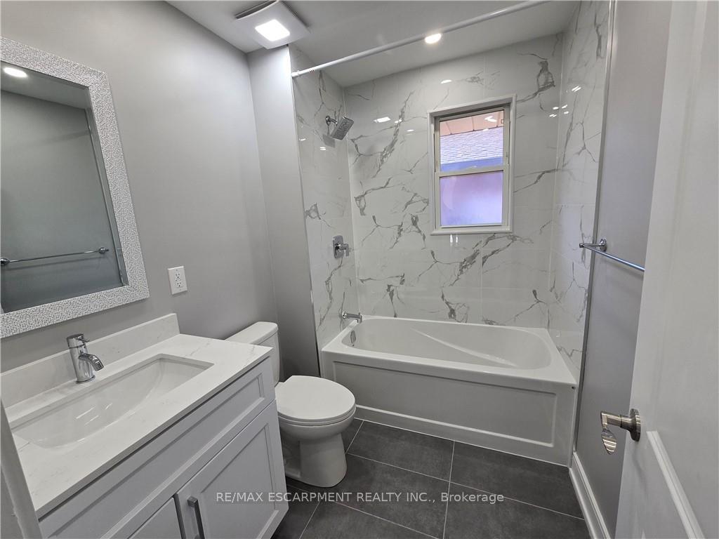 Photo 11 of Unit A, 492 East 16TH Street, Hamilton, Hill Park — HOMEH