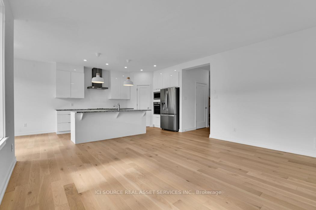 Photo 6 of 828 Paseana Place, Ottawa, Kanata - Emerald Meadows/Trailwest — HOMEH