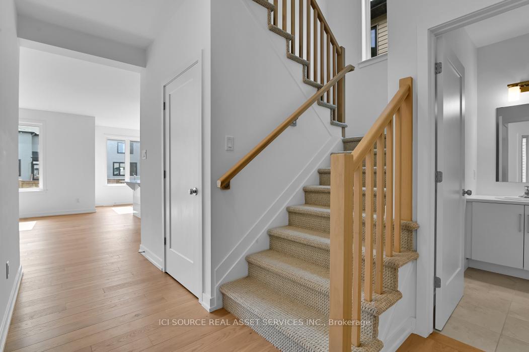 Photo 8 of 828 Paseana Place, Ottawa, Kanata - Emerald Meadows/Trailwest — HOMEH