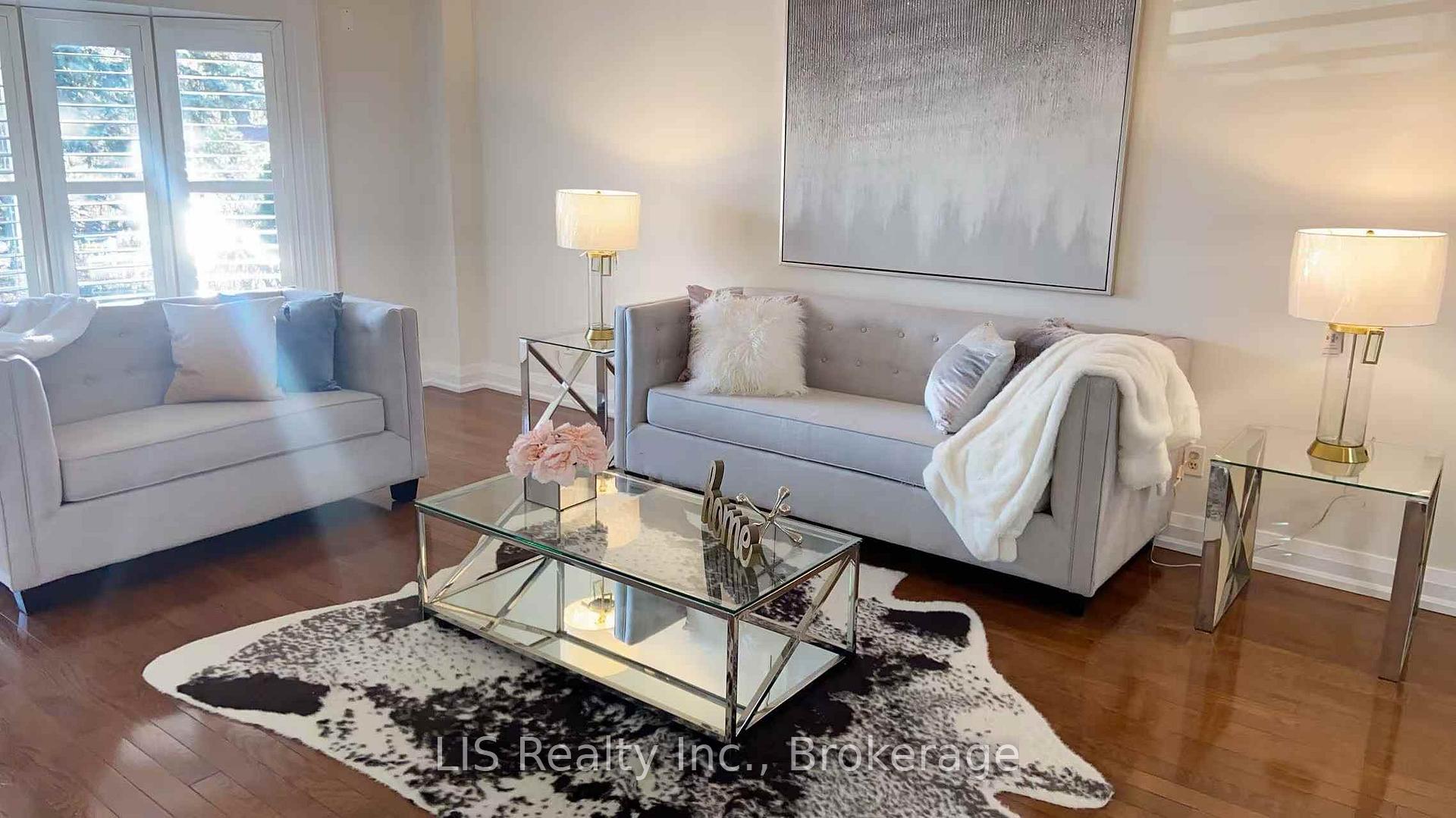 Photo 7 of 61 Rose Way, Markham, Markham Village — HOMEH