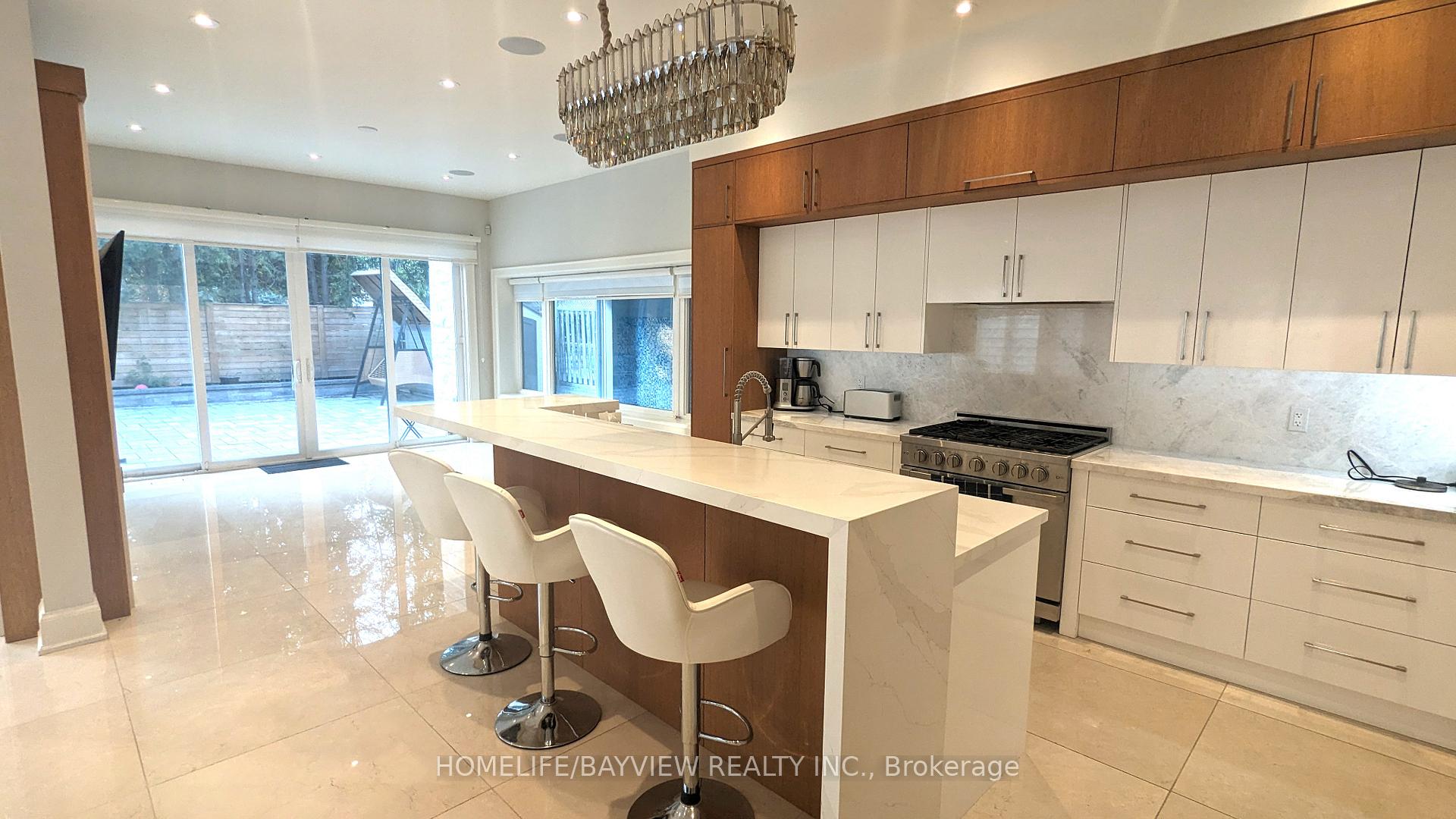 Photo 7 of 133 Bay Thorn Drive, Markham, Royal Orchard — HOMEH