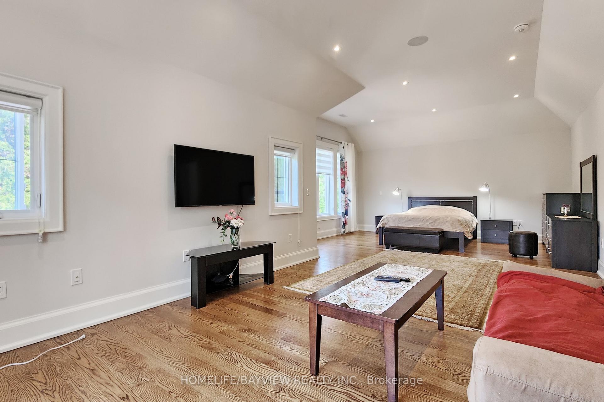 Photo 23 of 133 Bay Thorn Drive, Markham, Royal Orchard — HOMEH