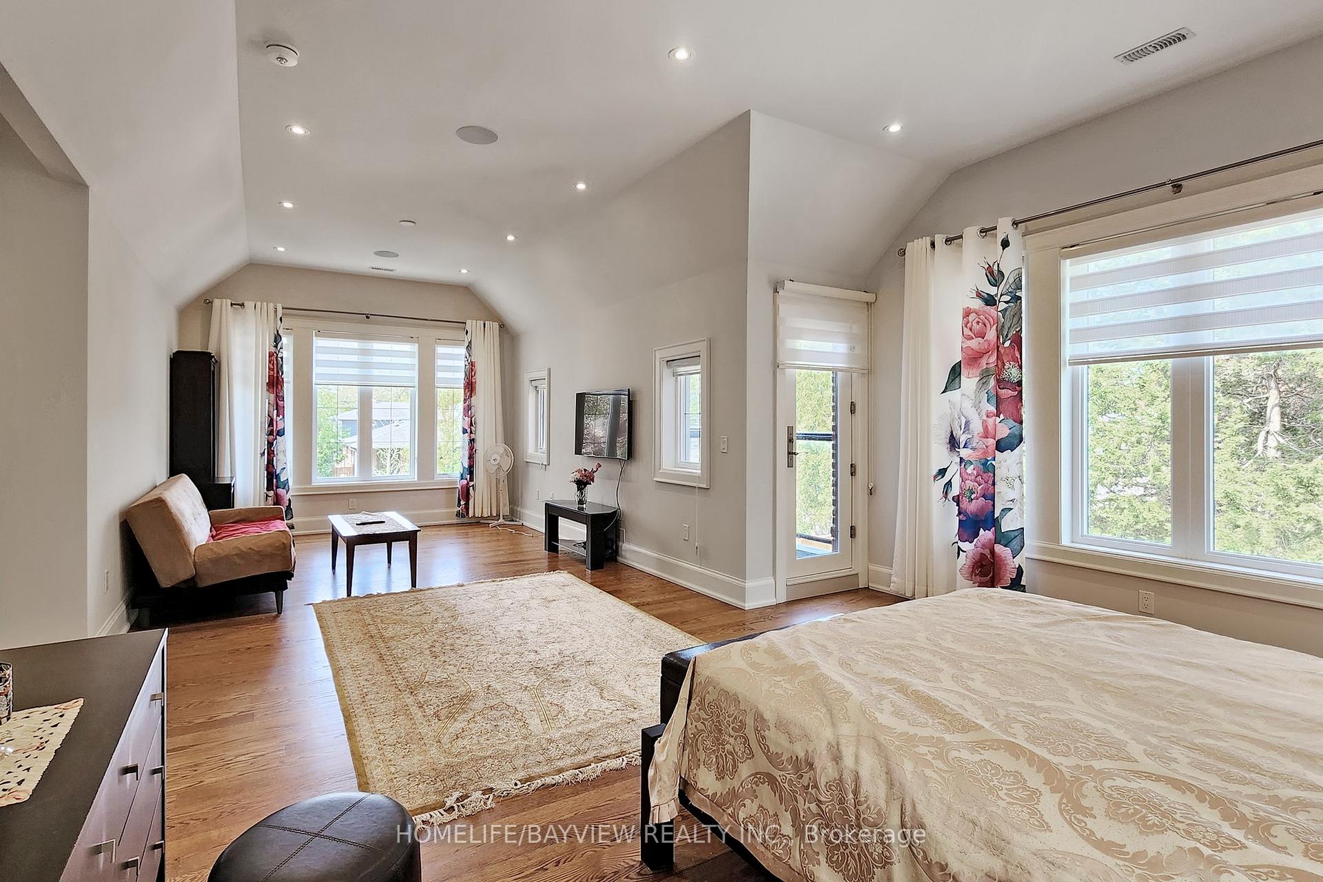 Photo 24 of 133 Bay Thorn Drive, Markham, Royal Orchard — HOMEH