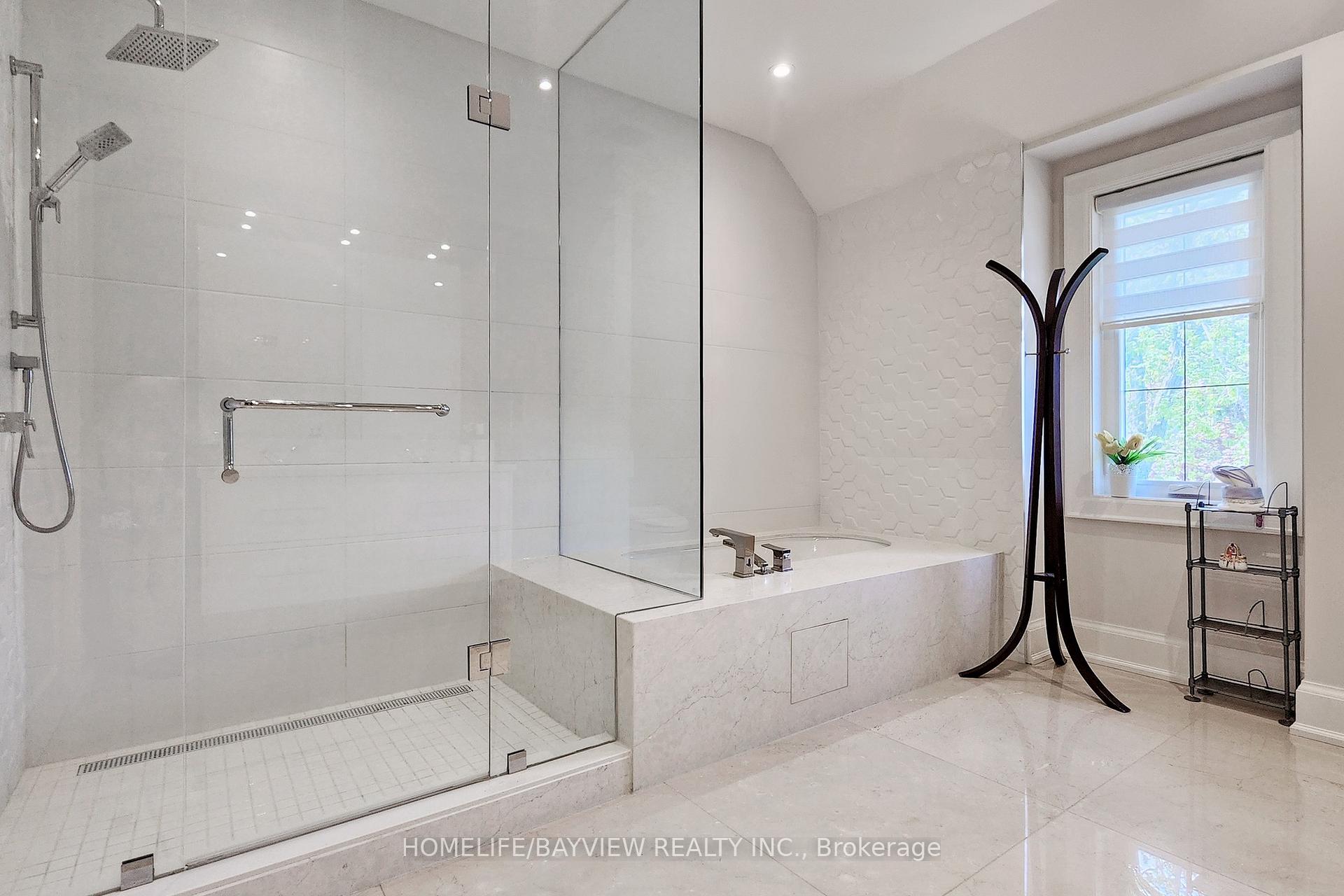 Photo 29 of 133 Bay Thorn Drive, Markham, Royal Orchard — HOMEH