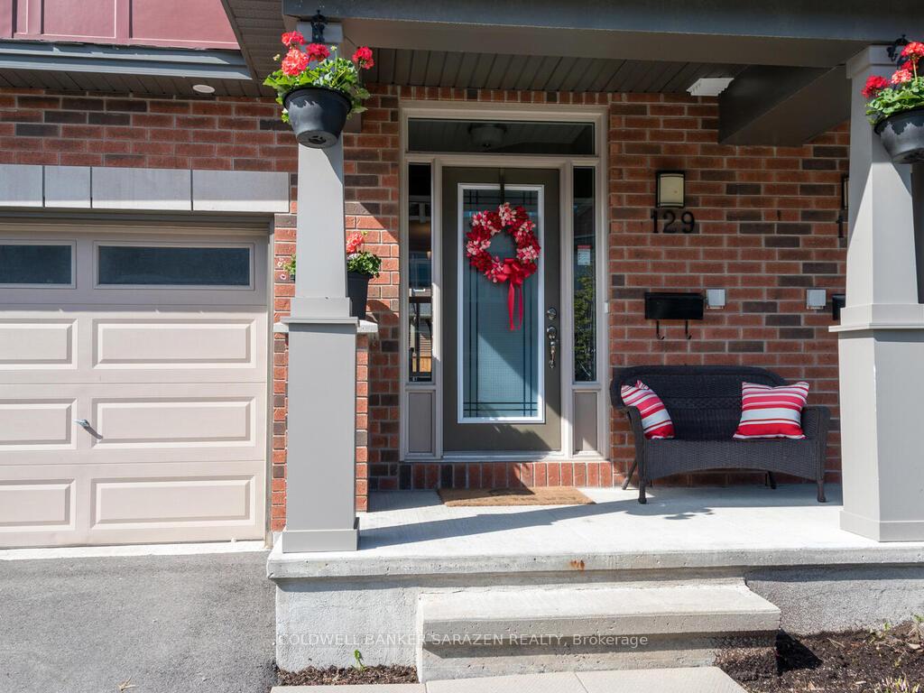 Photo 2 of 129 Overberg Way, Ottawa, Kanata - Emerald Meadows/Trailwest — HOMEH