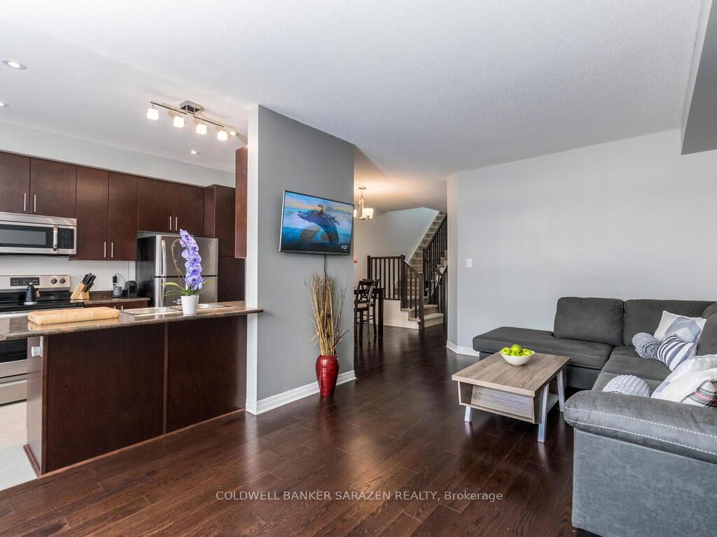 Photo 7 of 129 Overberg Way, Ottawa, Kanata - Emerald Meadows/Trailwest — HOMEH