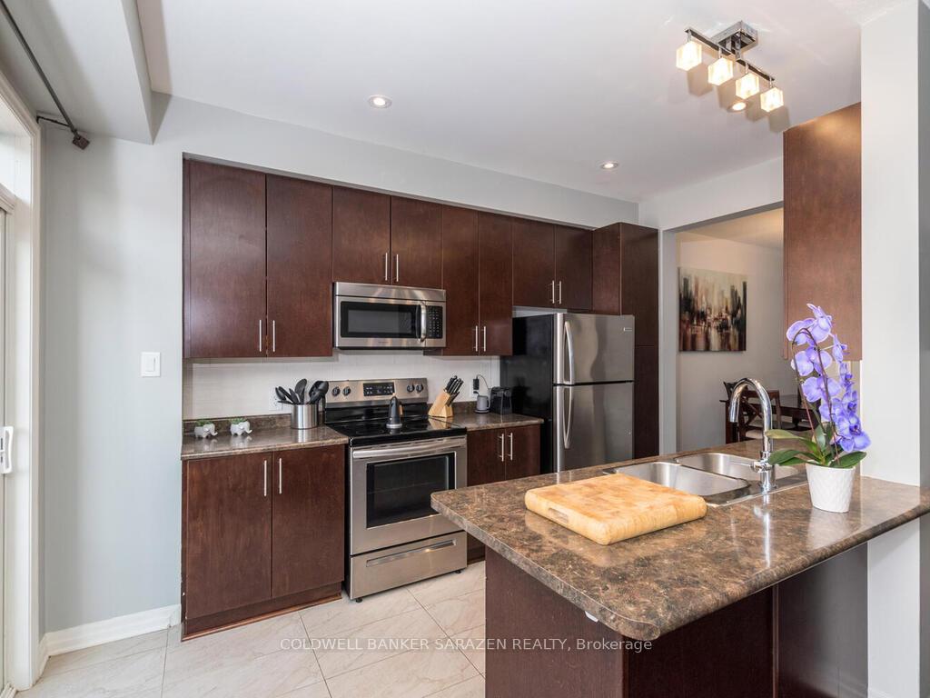 Photo 13 of 129 Overberg Way, Ottawa, Kanata - Emerald Meadows/Trailwest — HOMEH