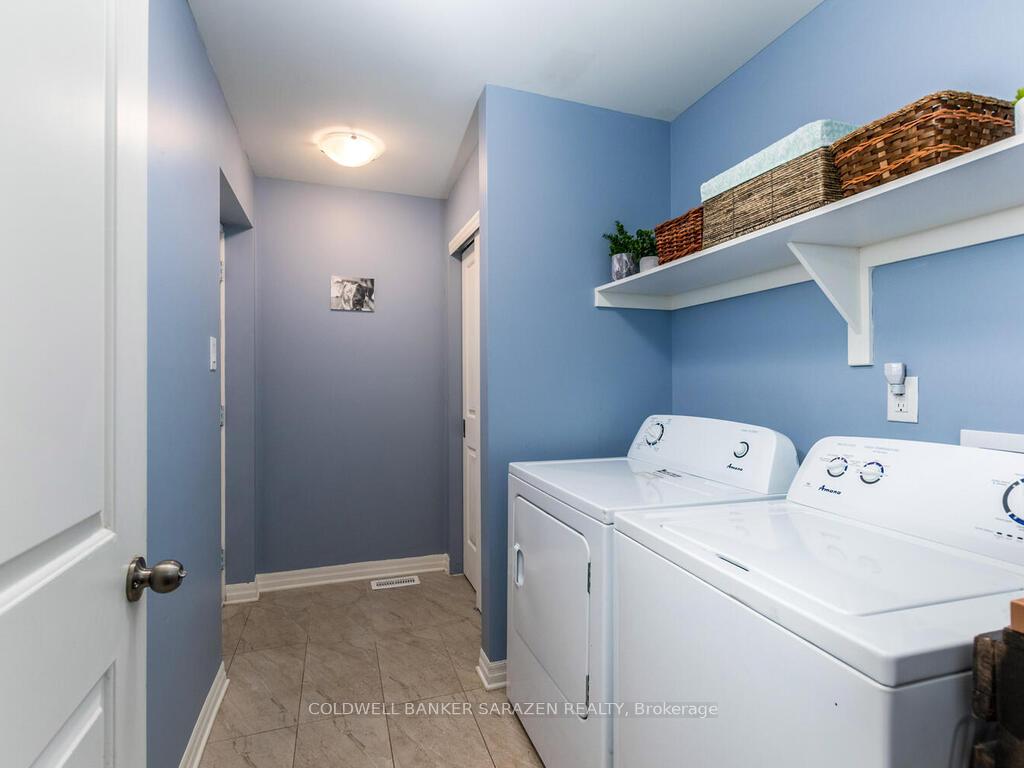 Photo 18 of 129 Overberg Way, Ottawa, Kanata - Emerald Meadows/Trailwest — HOMEH