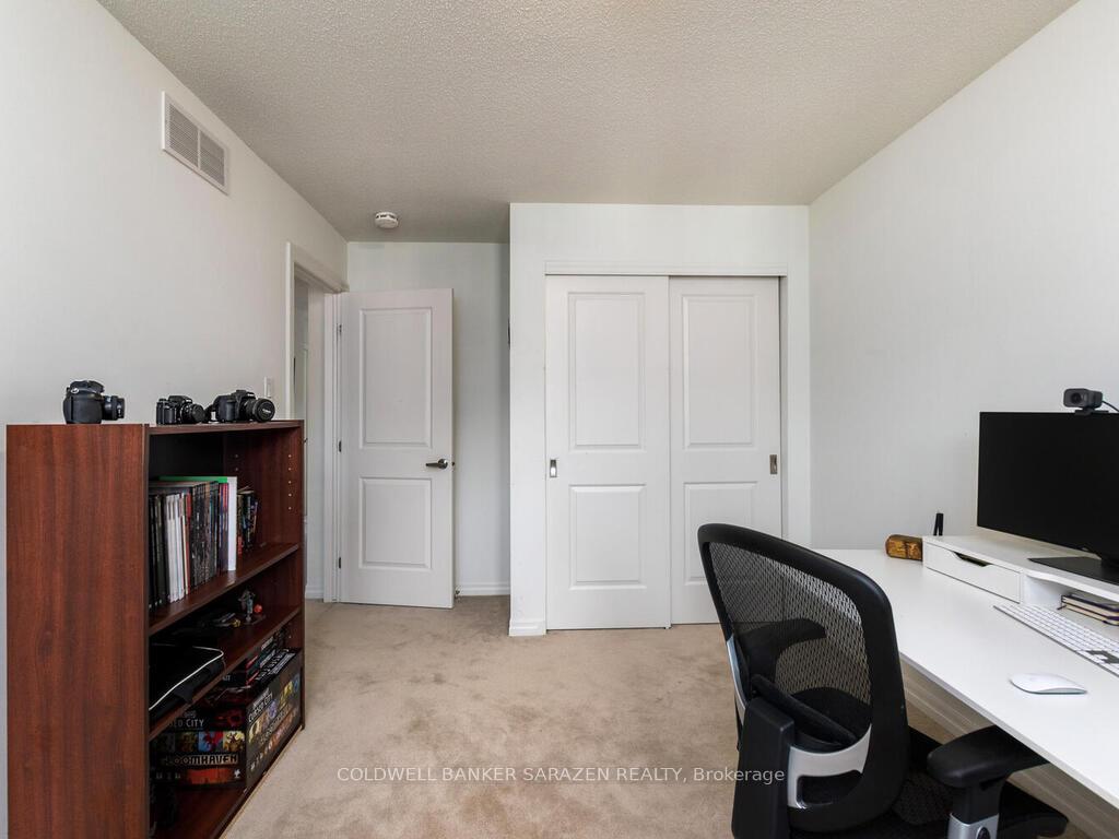 Photo 27 of 129 Overberg Way, Ottawa, Kanata - Emerald Meadows/Trailwest — HOMEH