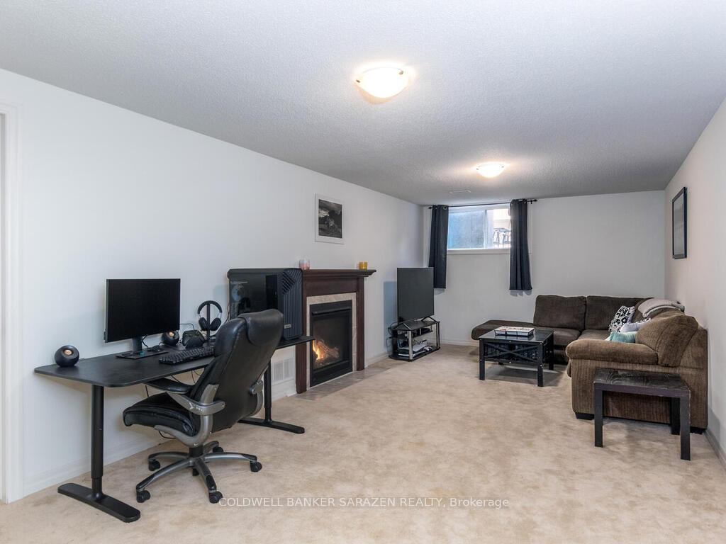 Photo 30 of 129 Overberg Way, Ottawa, Kanata - Emerald Meadows/Trailwest — HOMEH