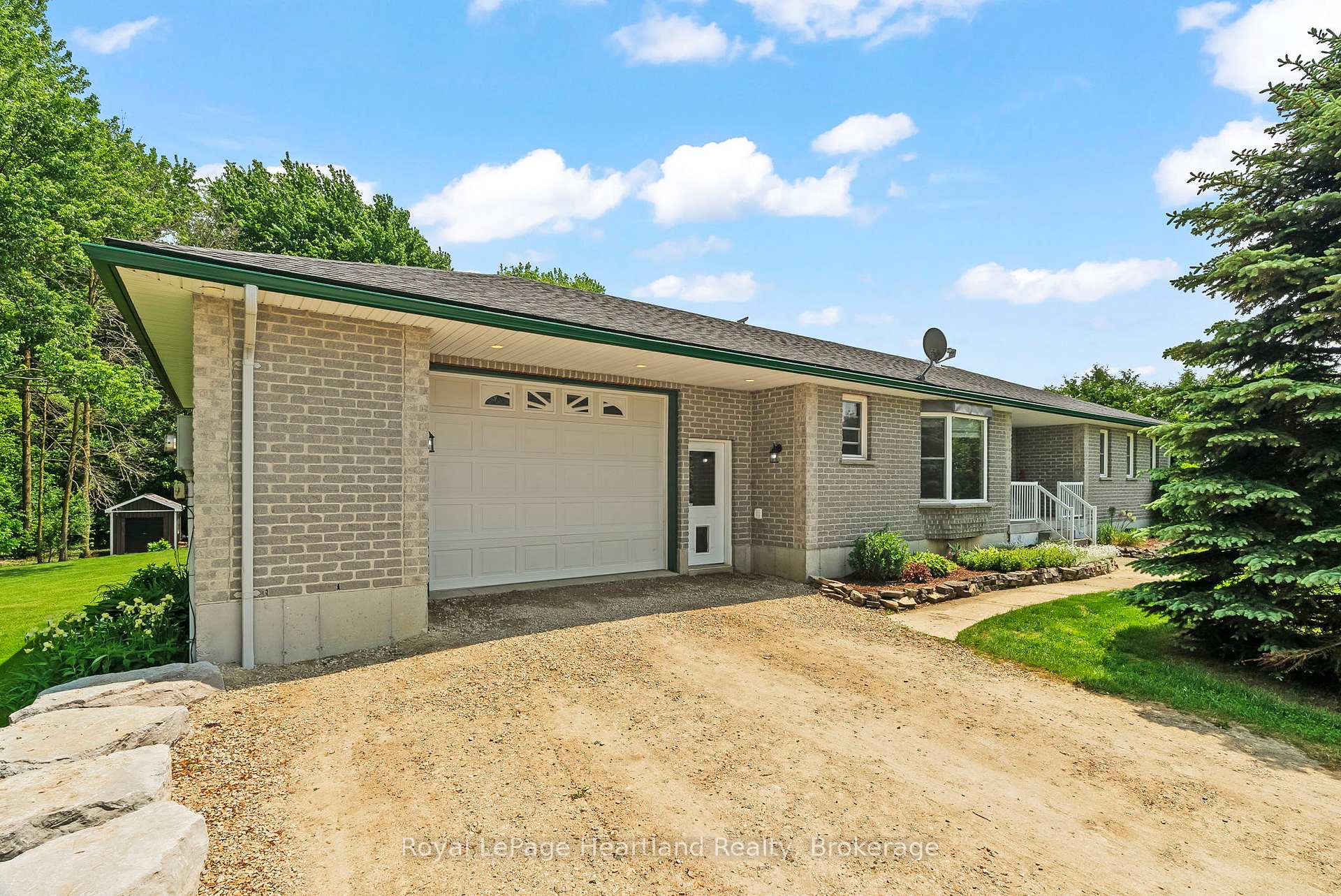 Photo 9 of 9629 Ayton Road, Minto — HOMEH
