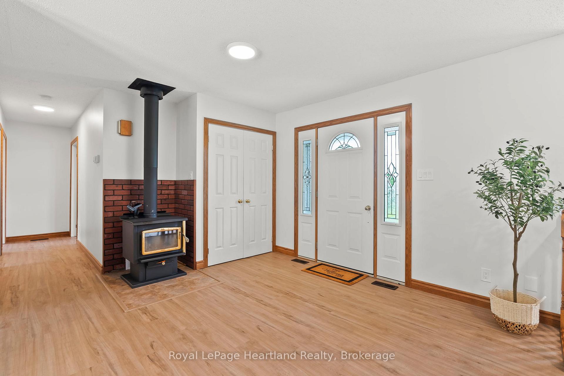 Photo 12 of 9629 Ayton Road, Minto — HOMEH