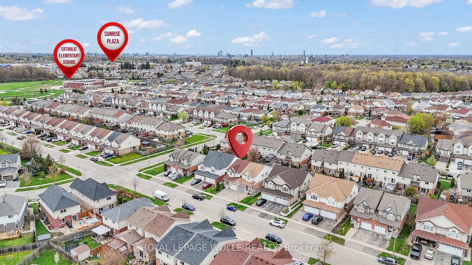 Photo 1 of 18 Donnenwerth Drive, Kitchener — HOMEH