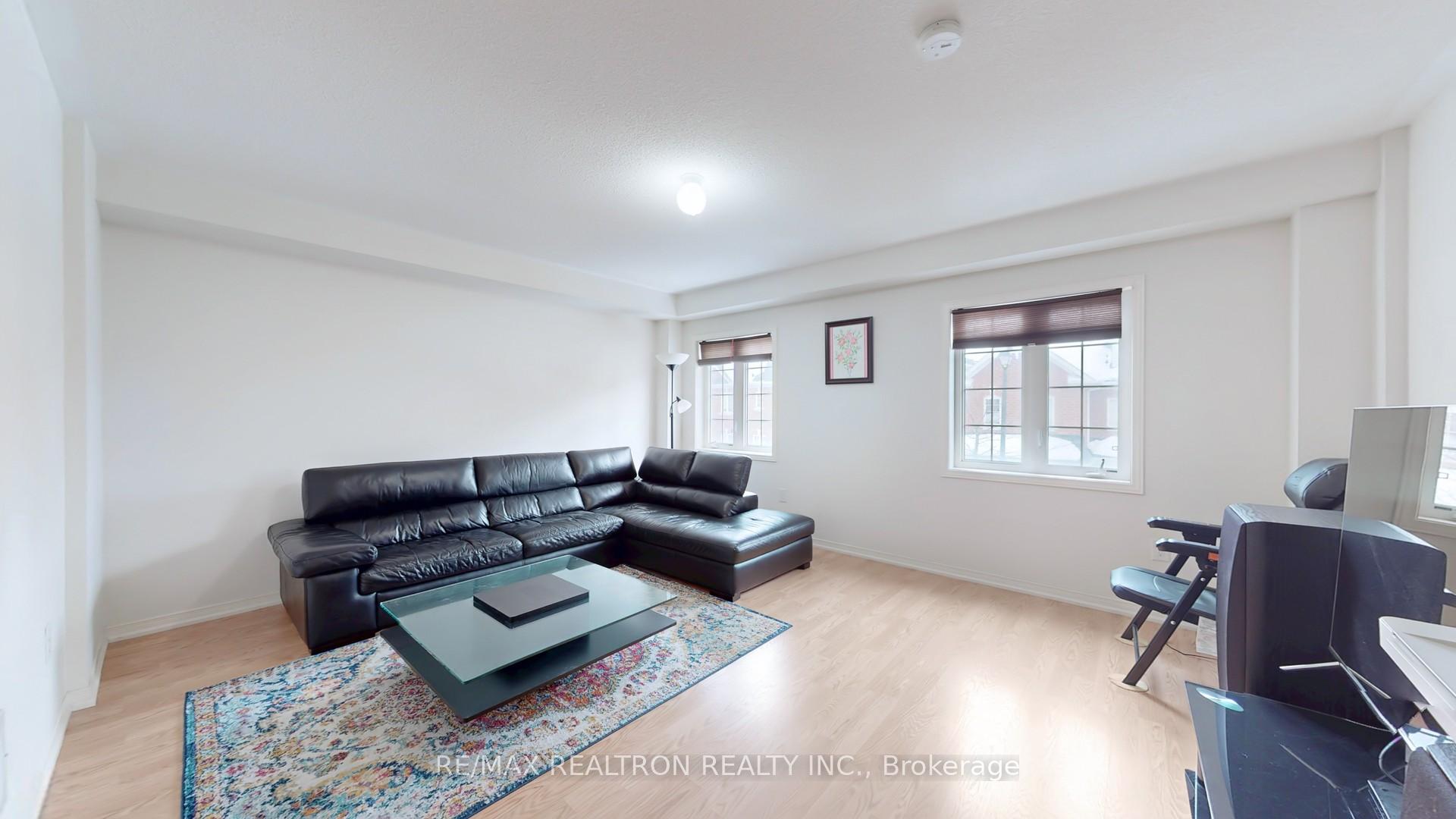 Photo 5 of 16 Eastern Skies Way, Markham, Wismer — HOMEH