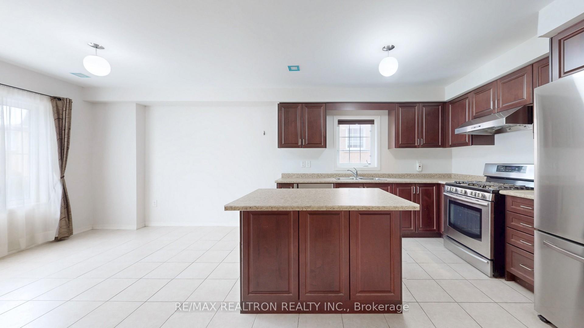Photo 13 of 16 Eastern Skies Way, Markham, Wismer — HOMEH