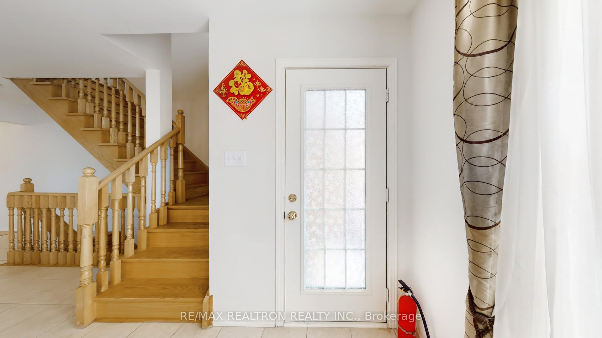 Photo 19 of 16 Eastern Skies Way, Markham, Wismer — HOMEH