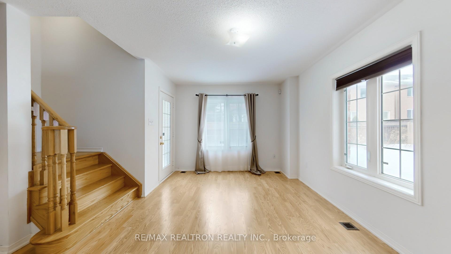 Photo 37 of 16 Eastern Skies Way, Markham, Wismer — HOMEH