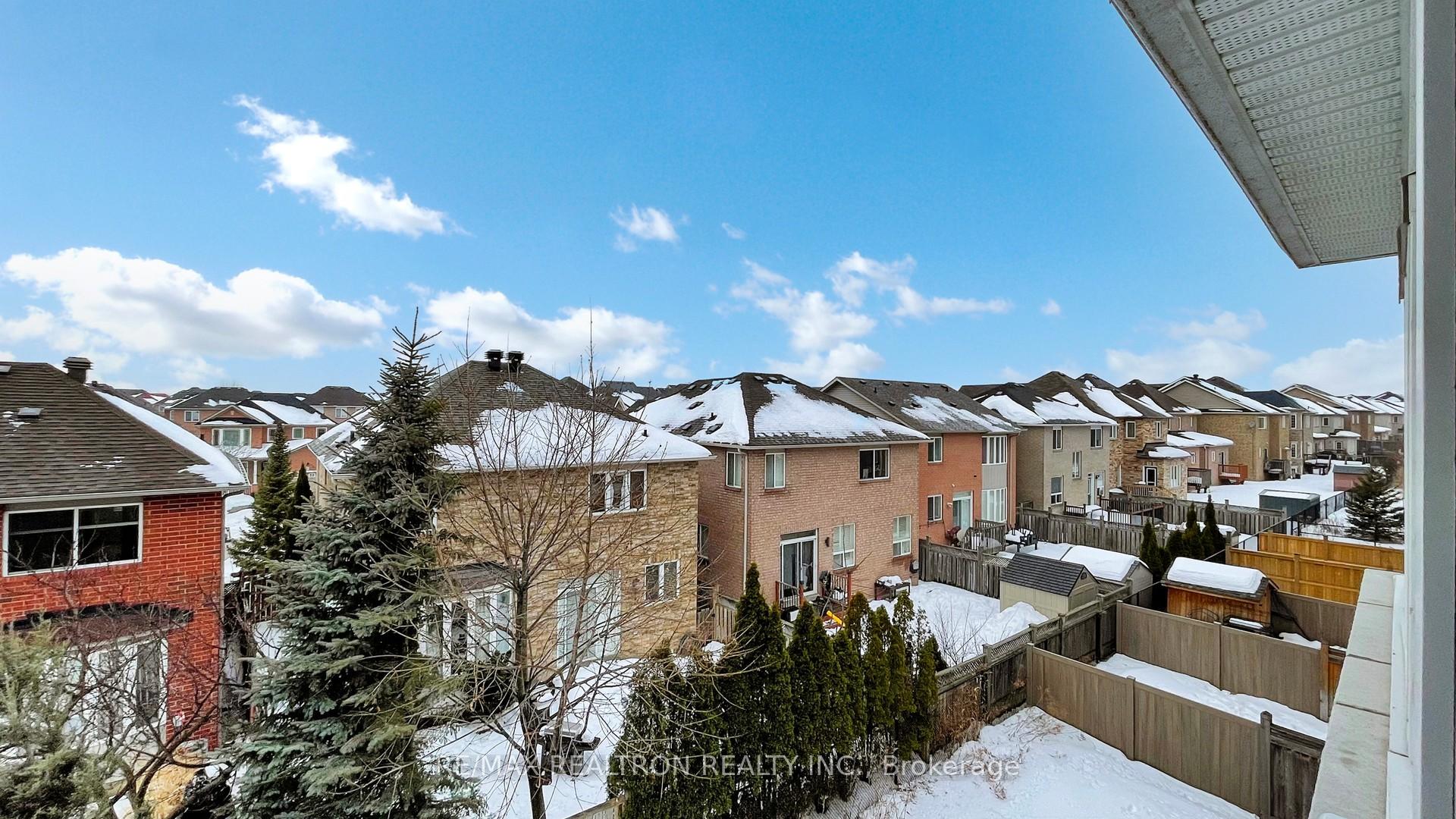 Photo 45 of 16 Eastern Skies Way, Markham, Wismer — HOMEH