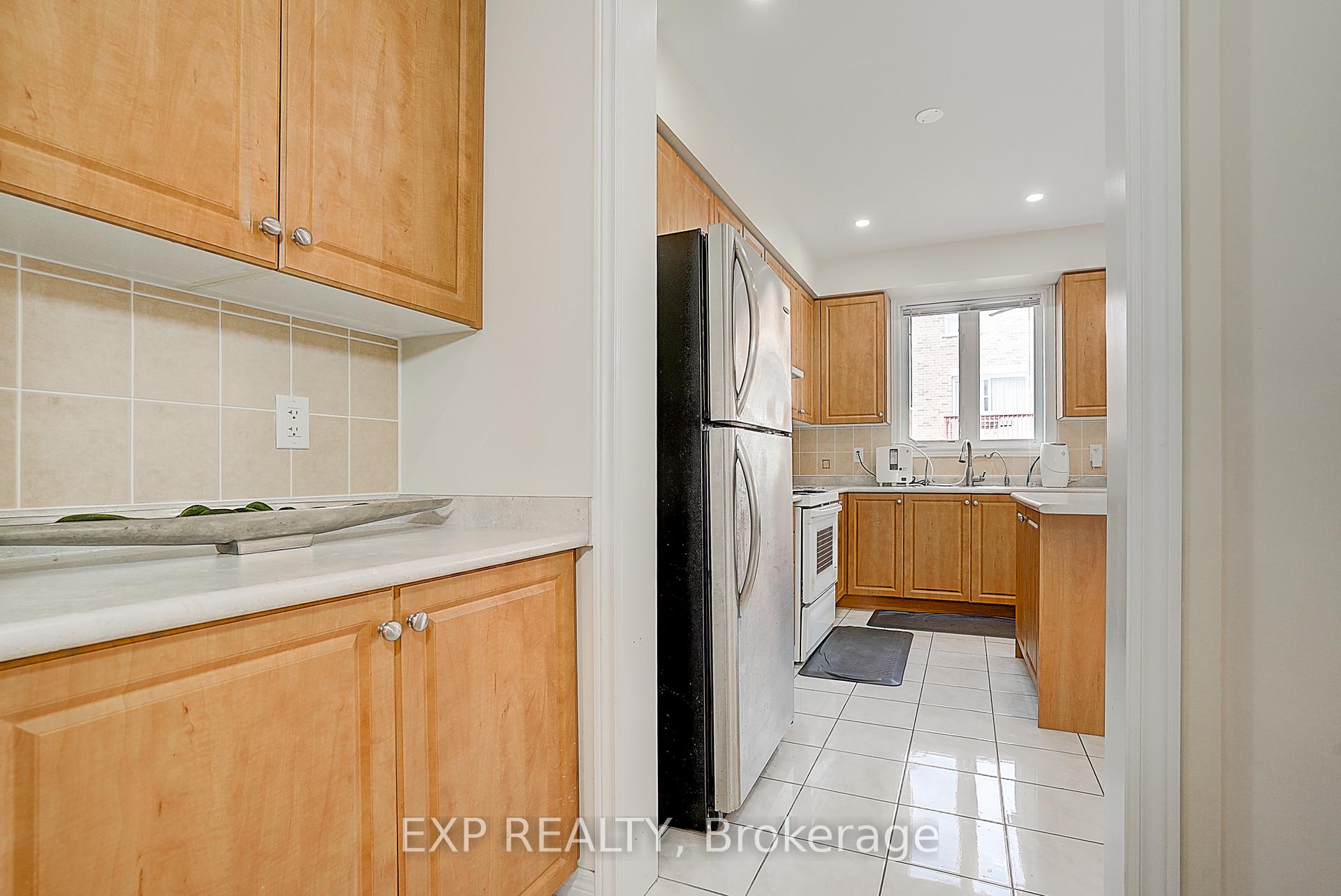 Photo 45 of 14 Arnold Heights Drive, Markham, Victoria Square — HOMEH