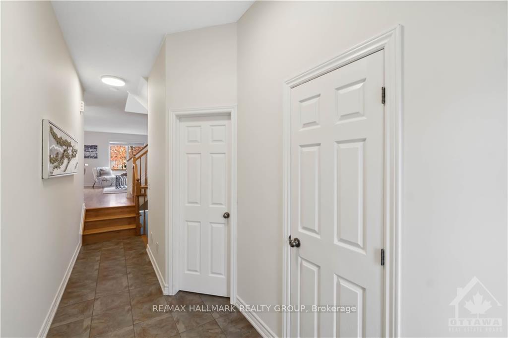 Photo 2 of 323 Glenbrae Avenue, Ottawa, Kanata - Morgan's Grant/South March — HOMEH