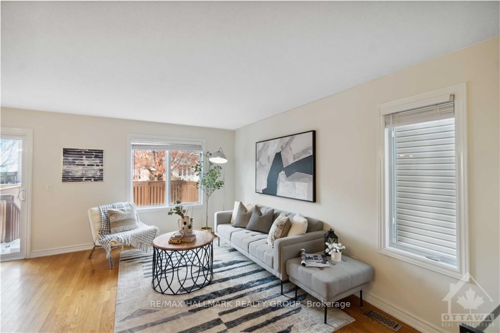 Photo 4 of 323 Glenbrae Avenue, Ottawa, Kanata - Morgan's Grant/South March — HOMEH