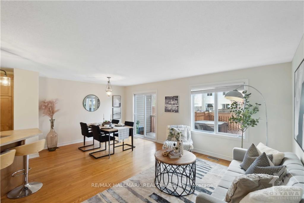 Photo 6 of 323 Glenbrae Avenue, Ottawa, Kanata - Morgan's Grant/South March — HOMEH