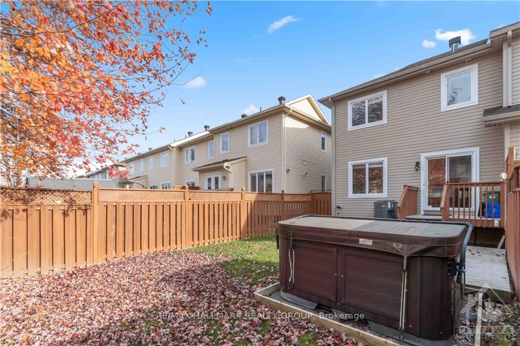 Photo 29 of 323 Glenbrae Avenue, Ottawa, Kanata - Morgan's Grant/South March — HOMEH