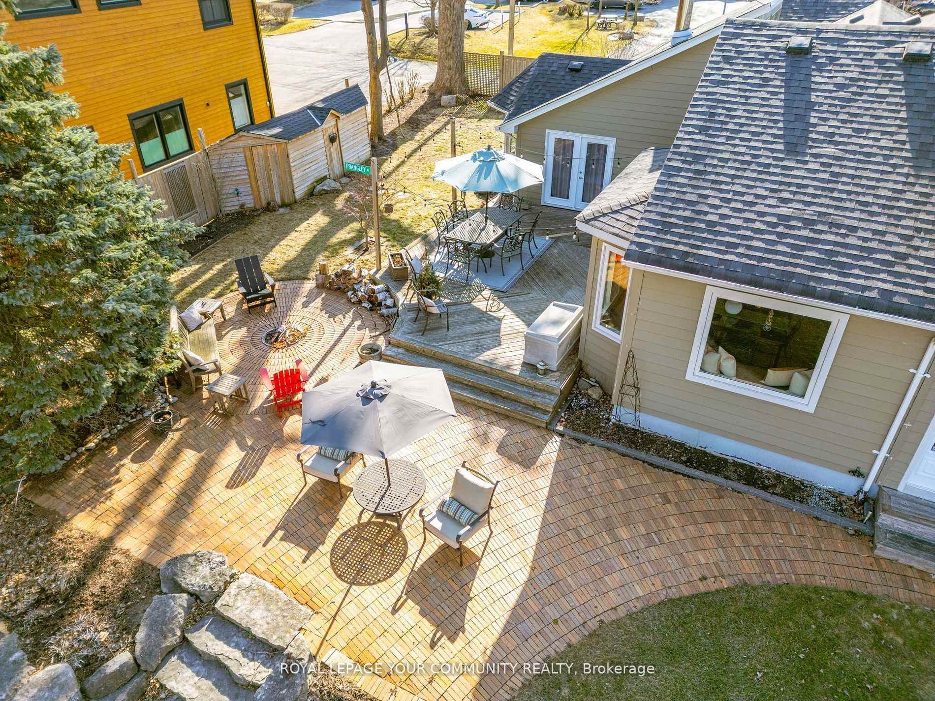 Photo 46 of 7 Buttonville Crescent E, Markham, Buttonville — HOMEH