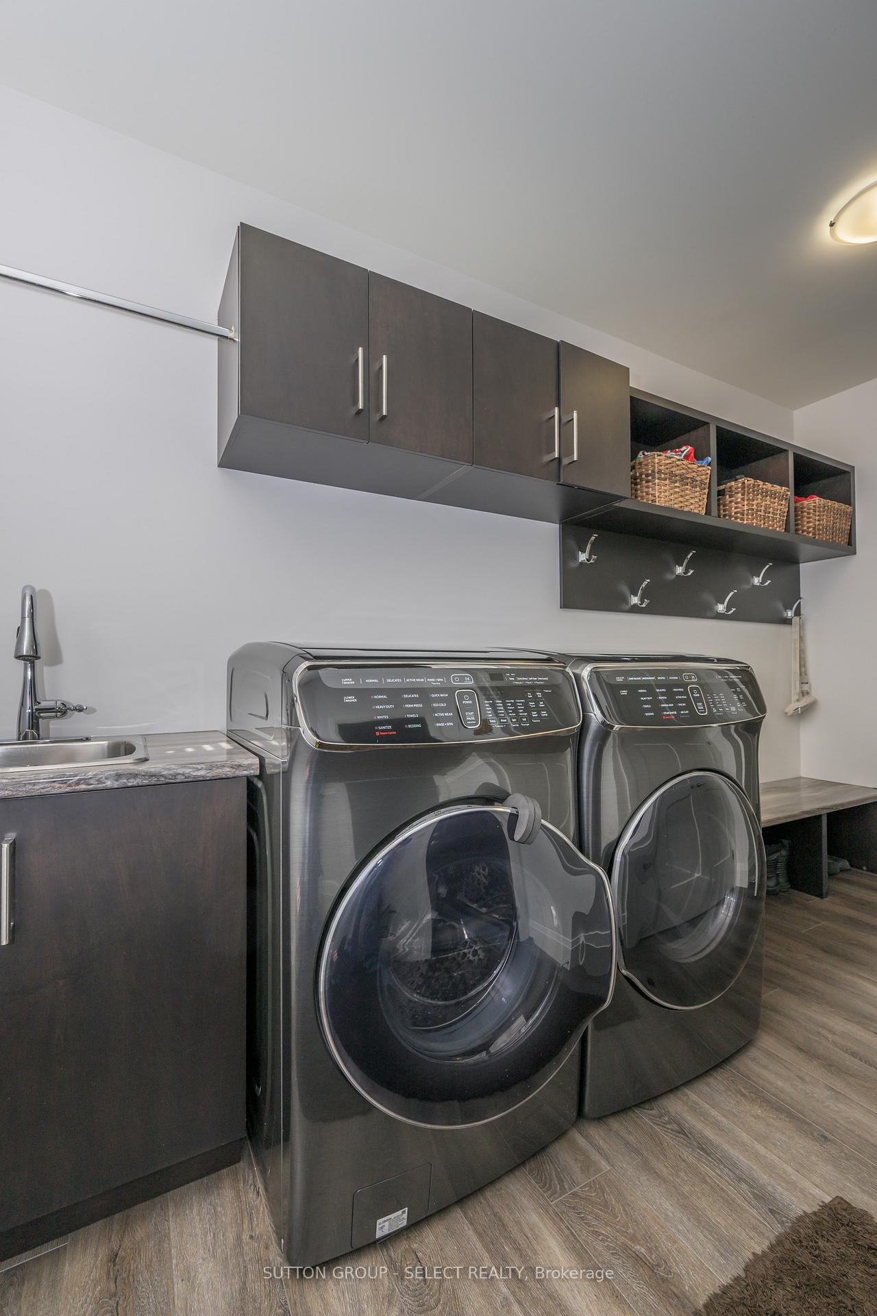 Photo 17 of 307 Songbird Lane, Middlesex Centre, Ilderton — HOMEH