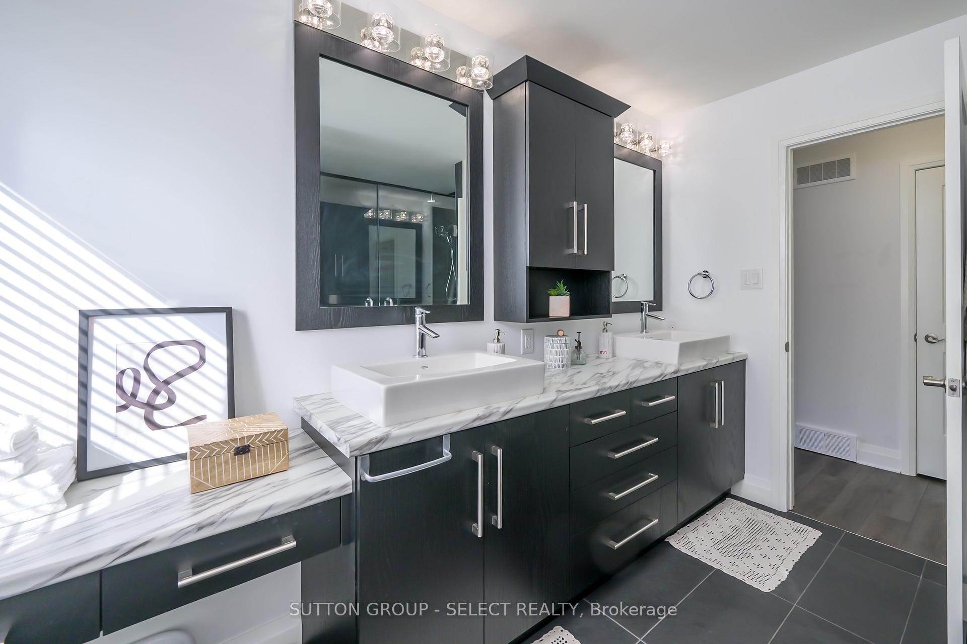 Photo 21 of 307 Songbird Lane, Middlesex Centre, Ilderton — HOMEH